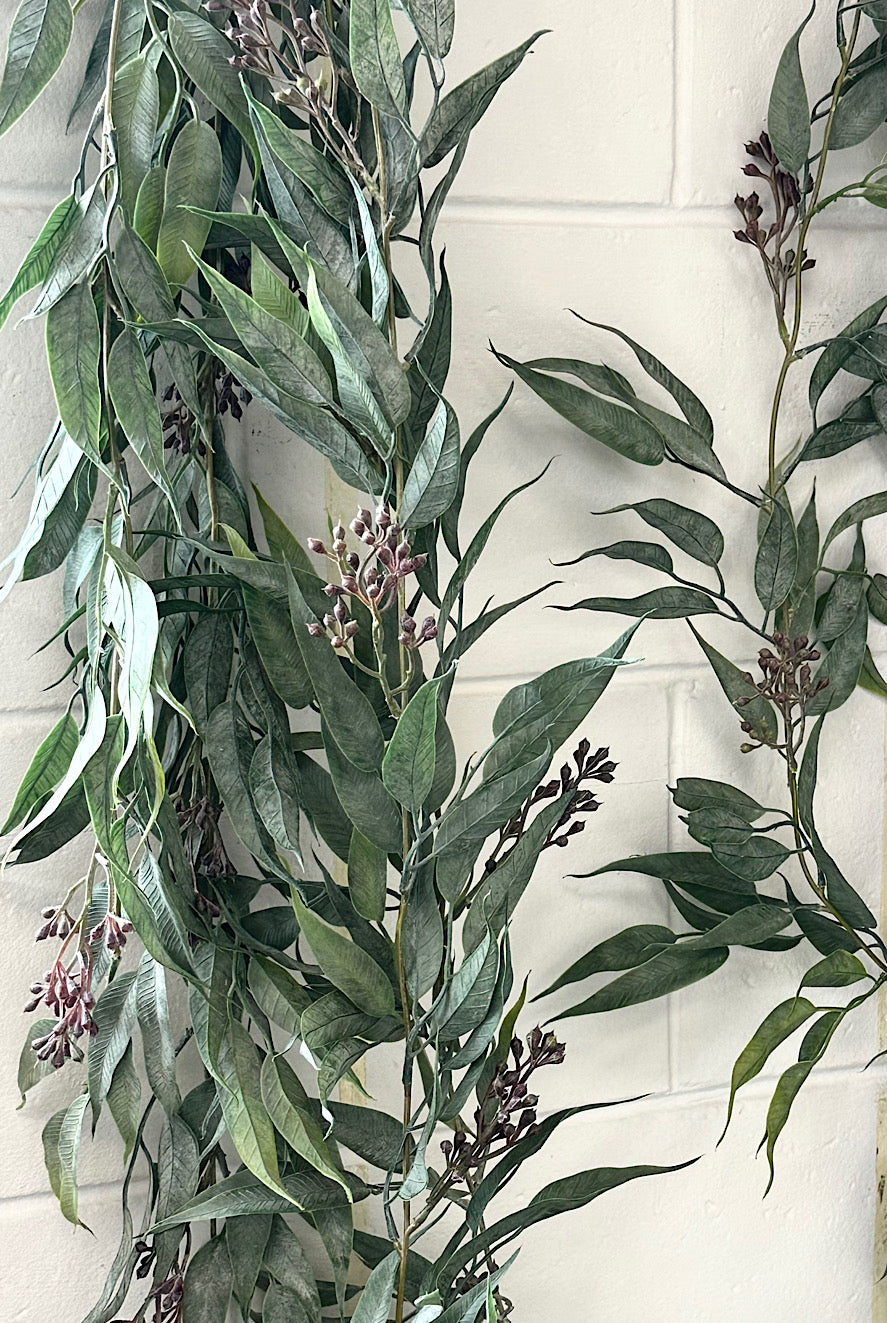 Seeded Eucalyptus Garland - Magpie Style