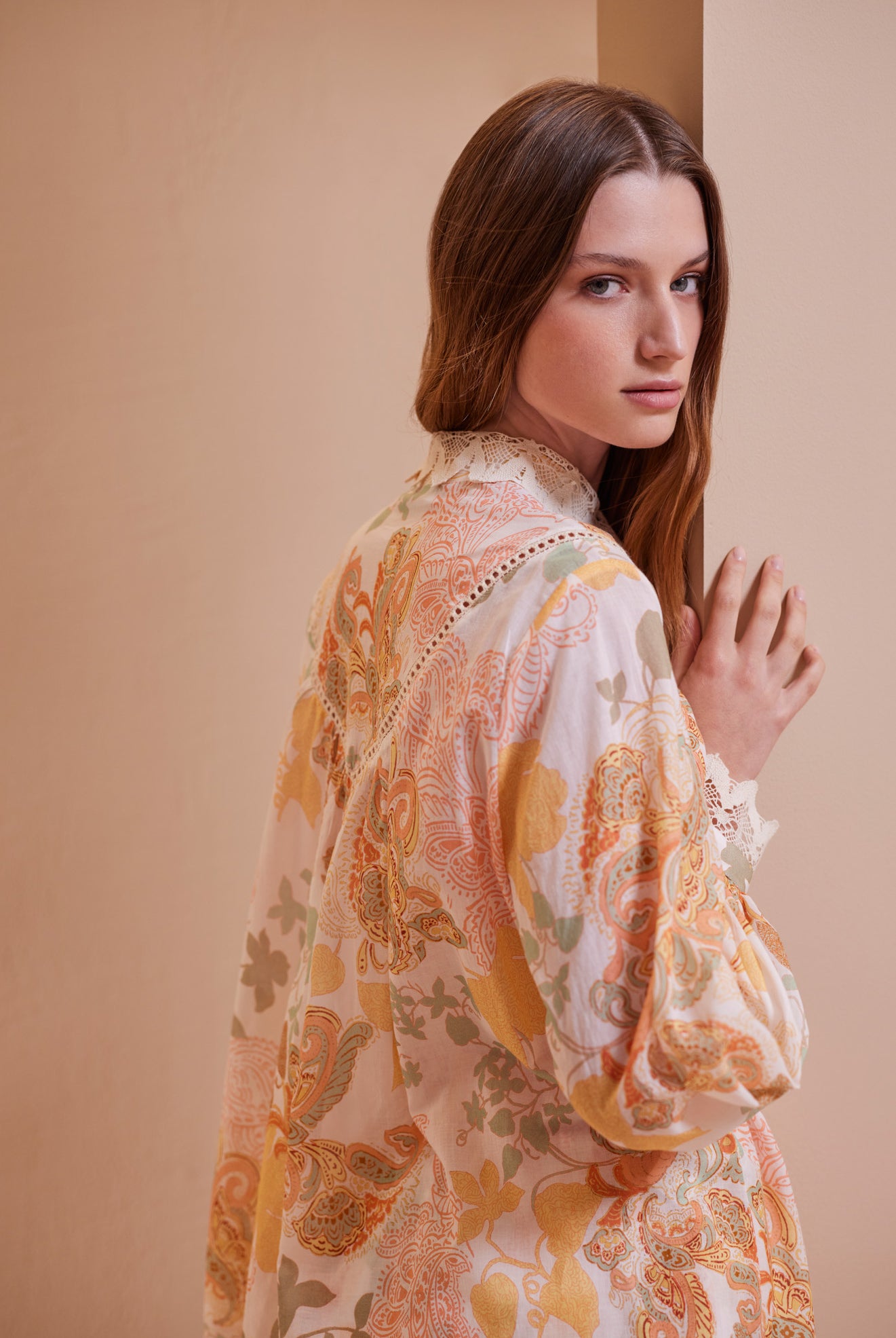 DEVOTION TWINS - Loylieta Shirt Melon - Magpie Style