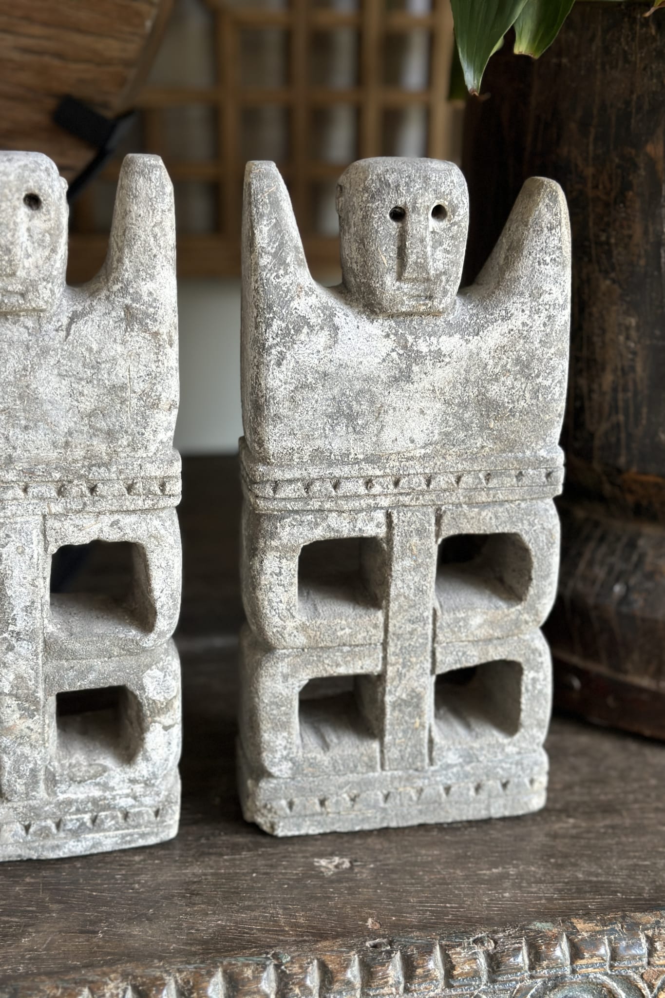 Sumba Statue - Magpie Style