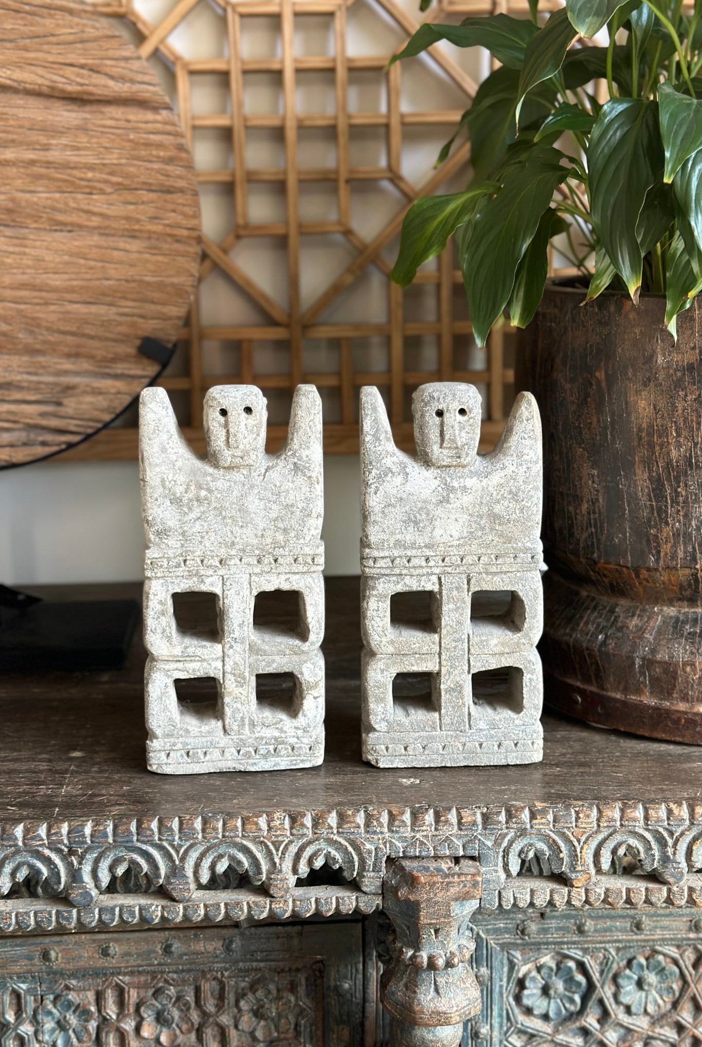 Sumba Statue - Magpie Style