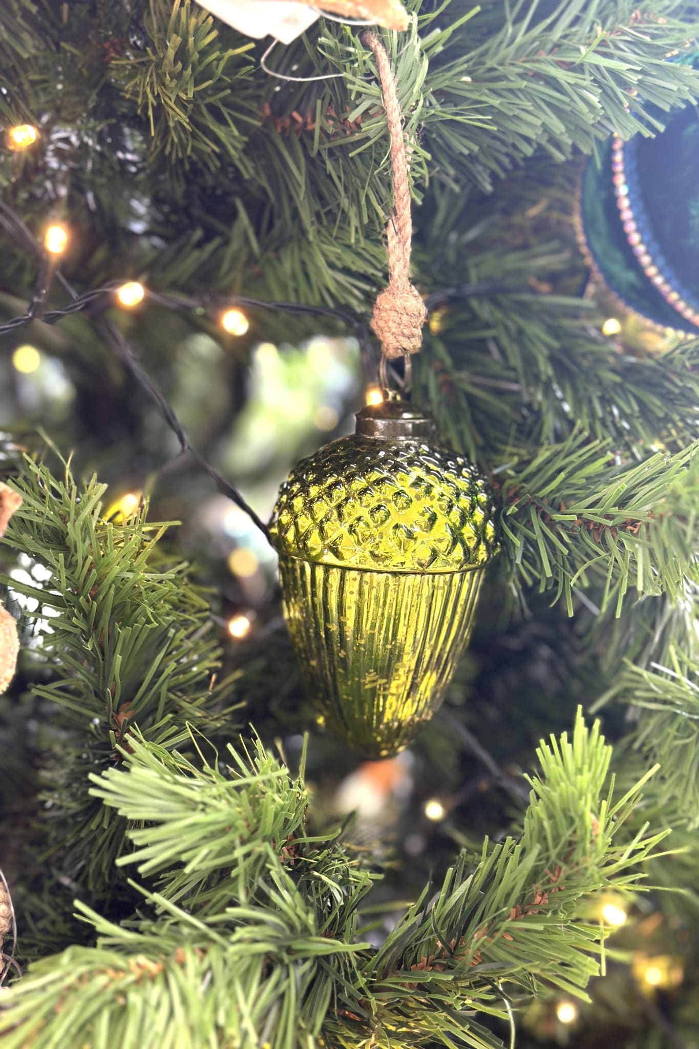 Glass Hanging Acorn - Dark Green (Lime) - Magpie Style