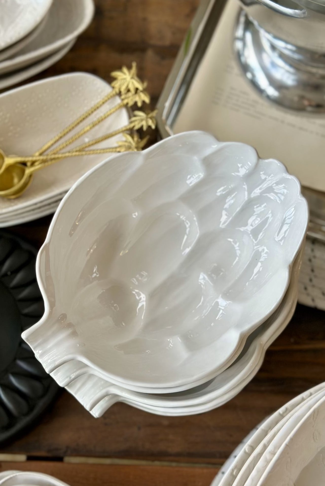 Artichoke Dish - Large - Magpie Style