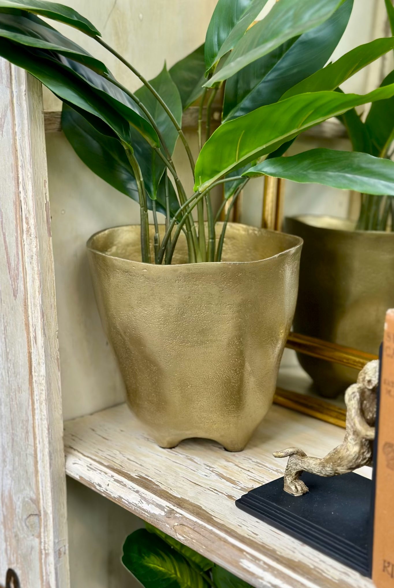 Lulana Vase - Magpie Style