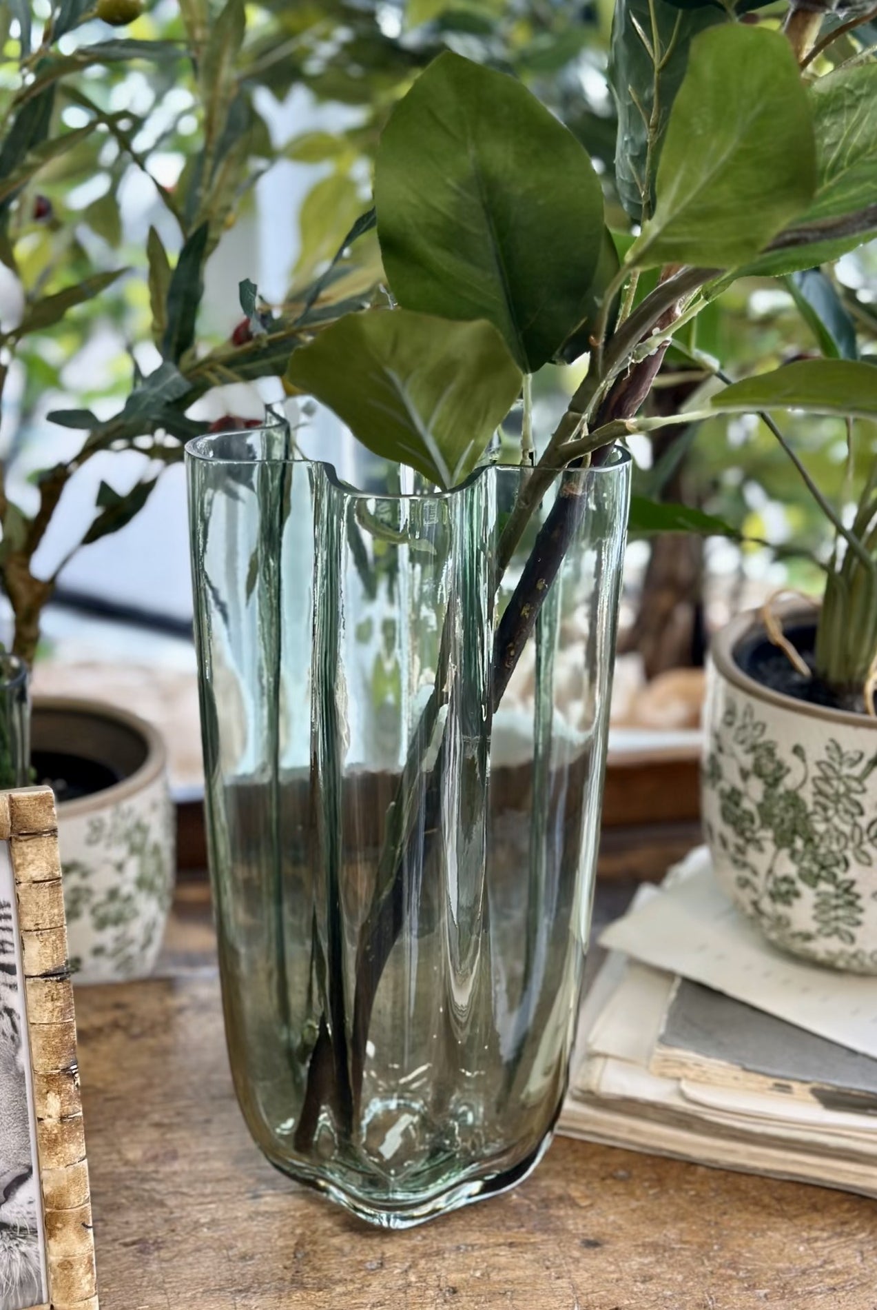 Aspen Channel Glass Vase - Lge - Magpie Style