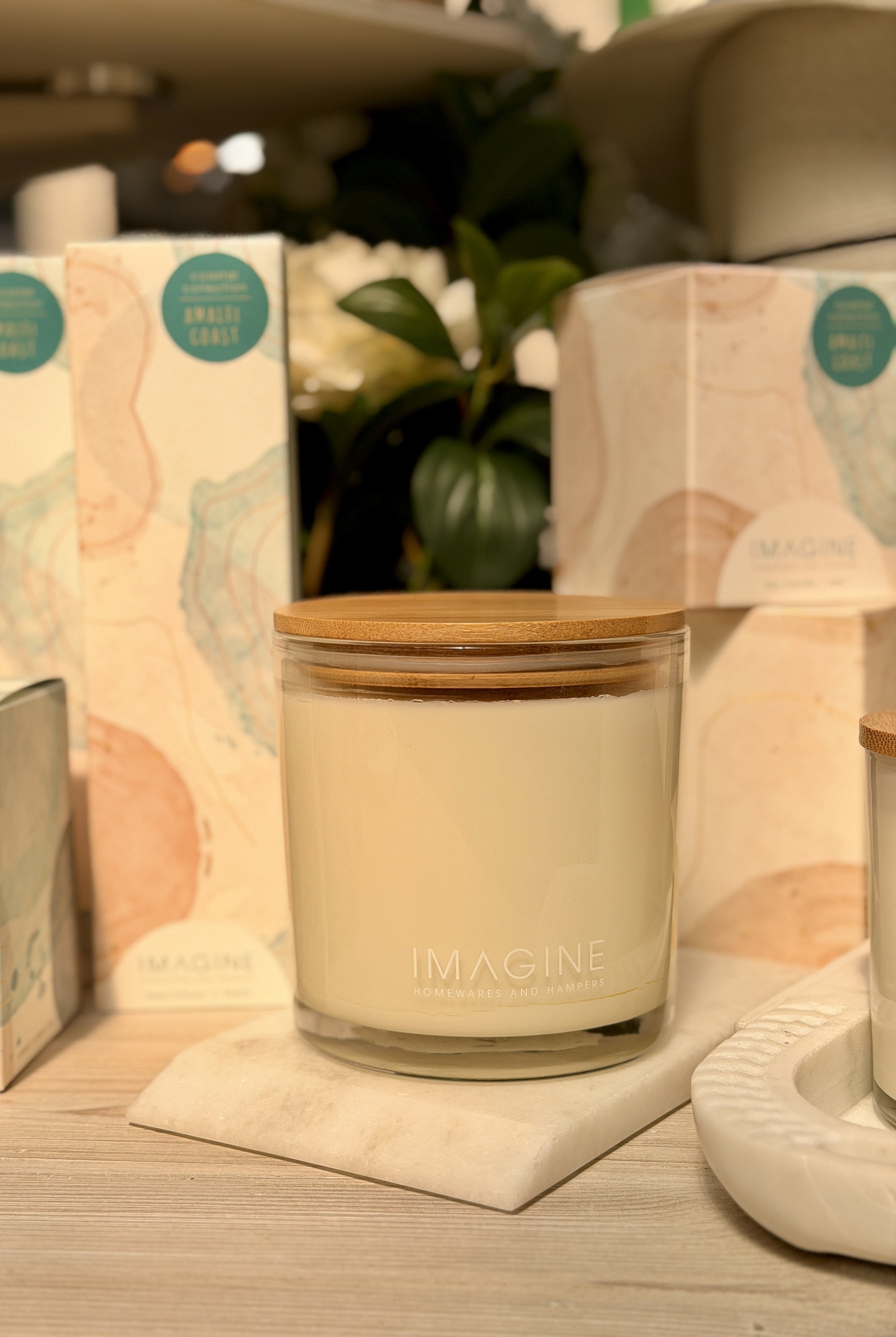 Amalfi Coast Soy Wax Candle 665g - White - Magpie Style