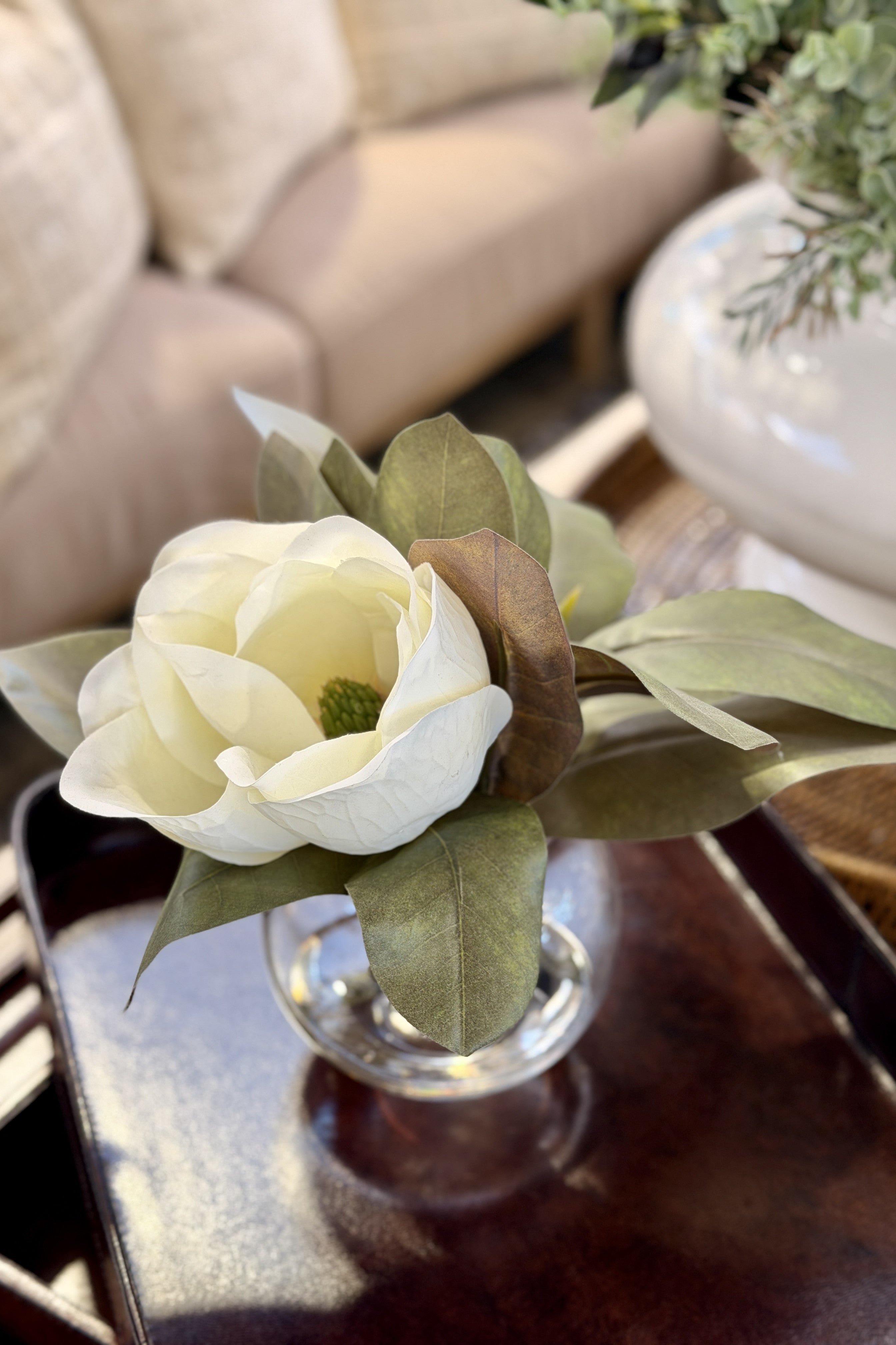 Magnolia Bloom Vase - Magpie Style