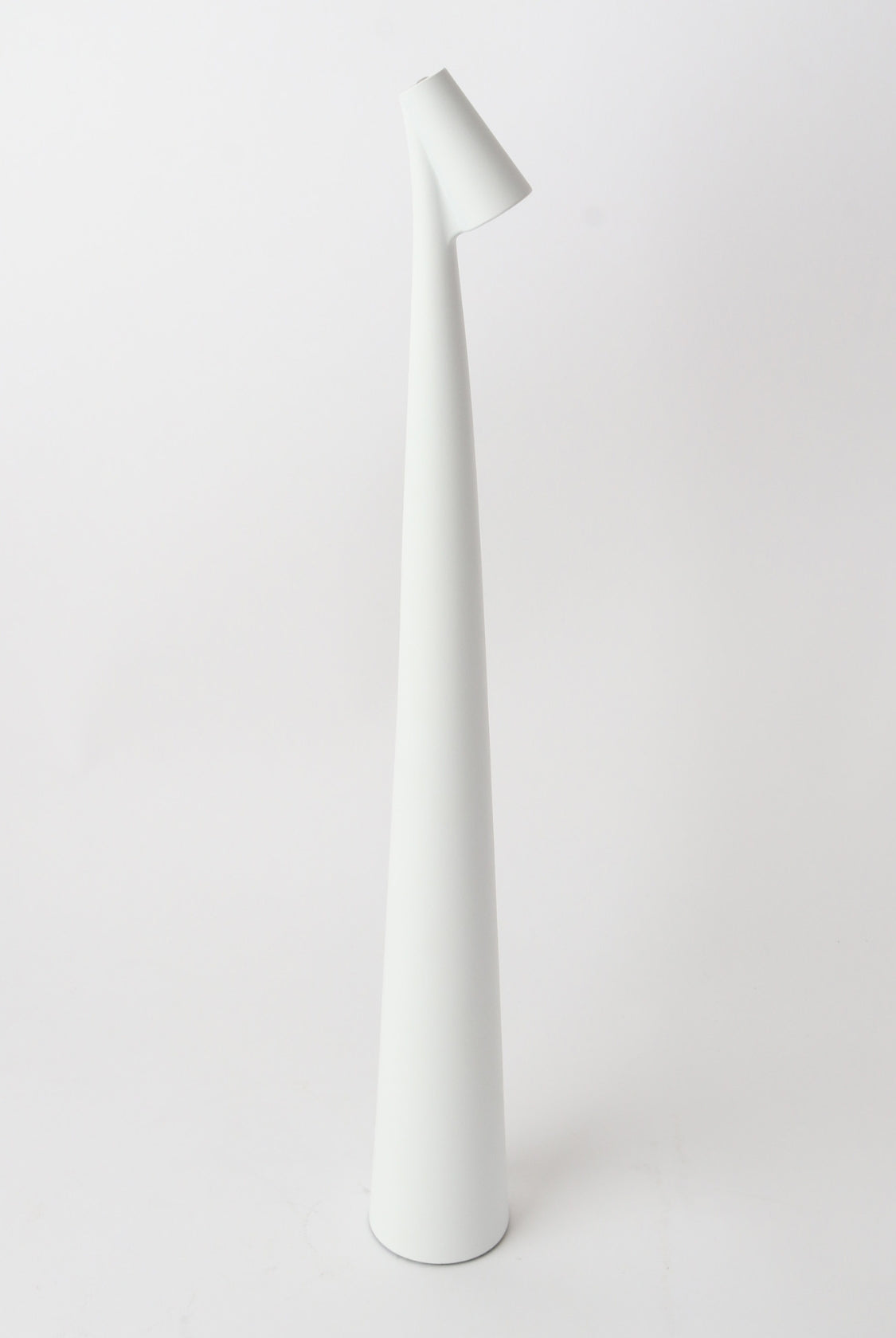 Blanc Sculptural Rechargeable Lamp - Magpie Style