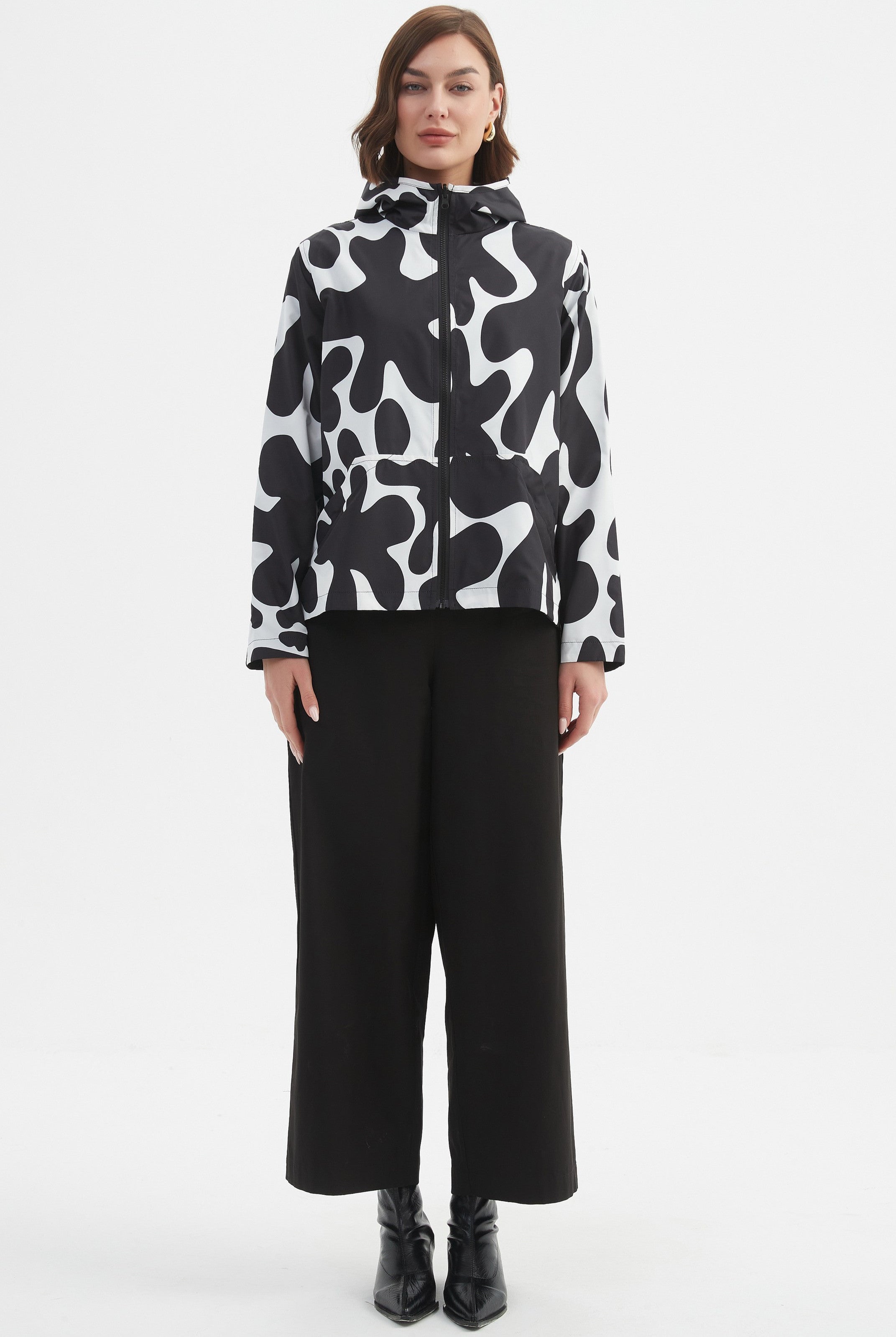 TIRELLI Reversible Print Windbreaker - Black/Cream Blot Print - Magpie Style