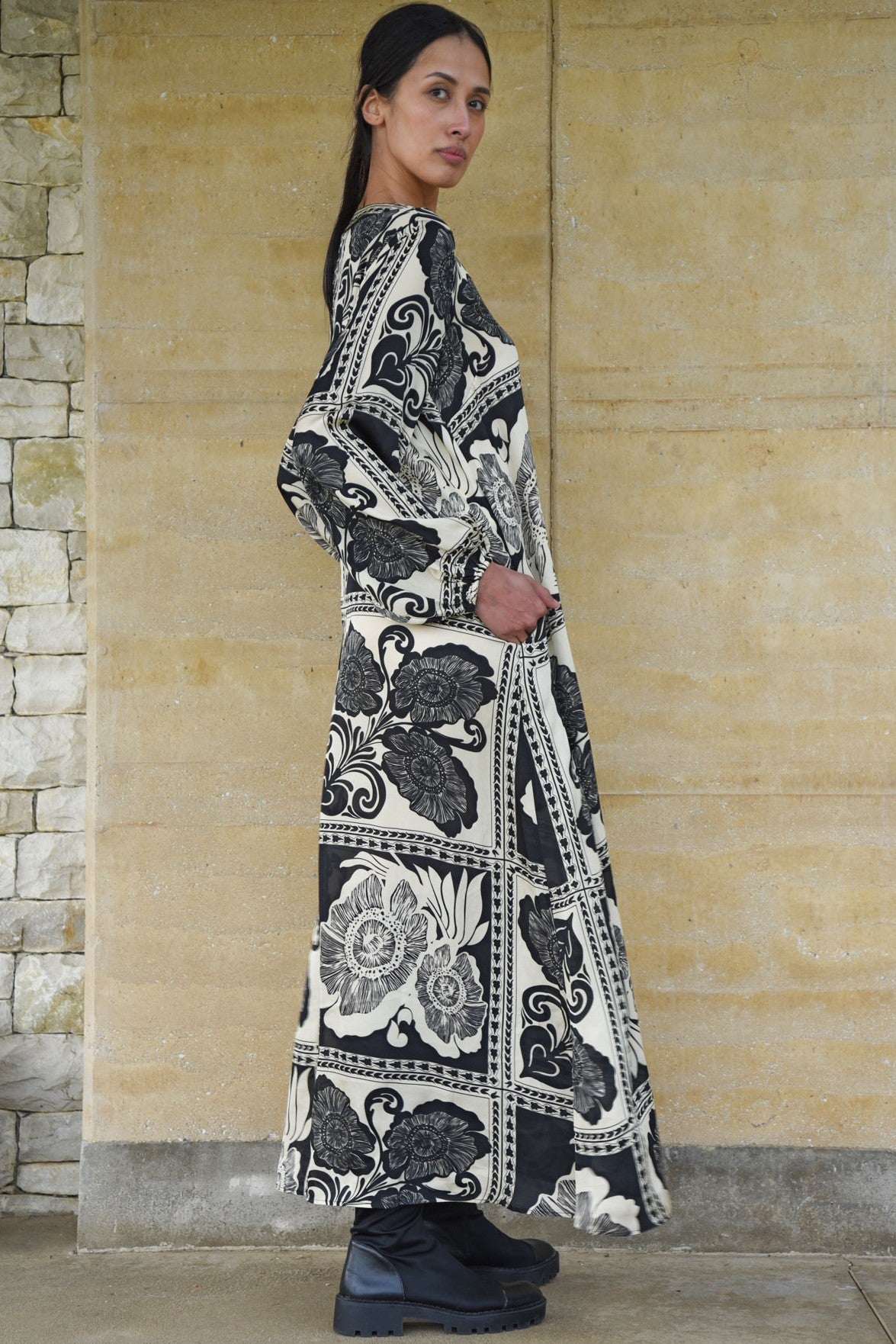 CURATE The Art Of Giving Dress - Black - Magpie Style