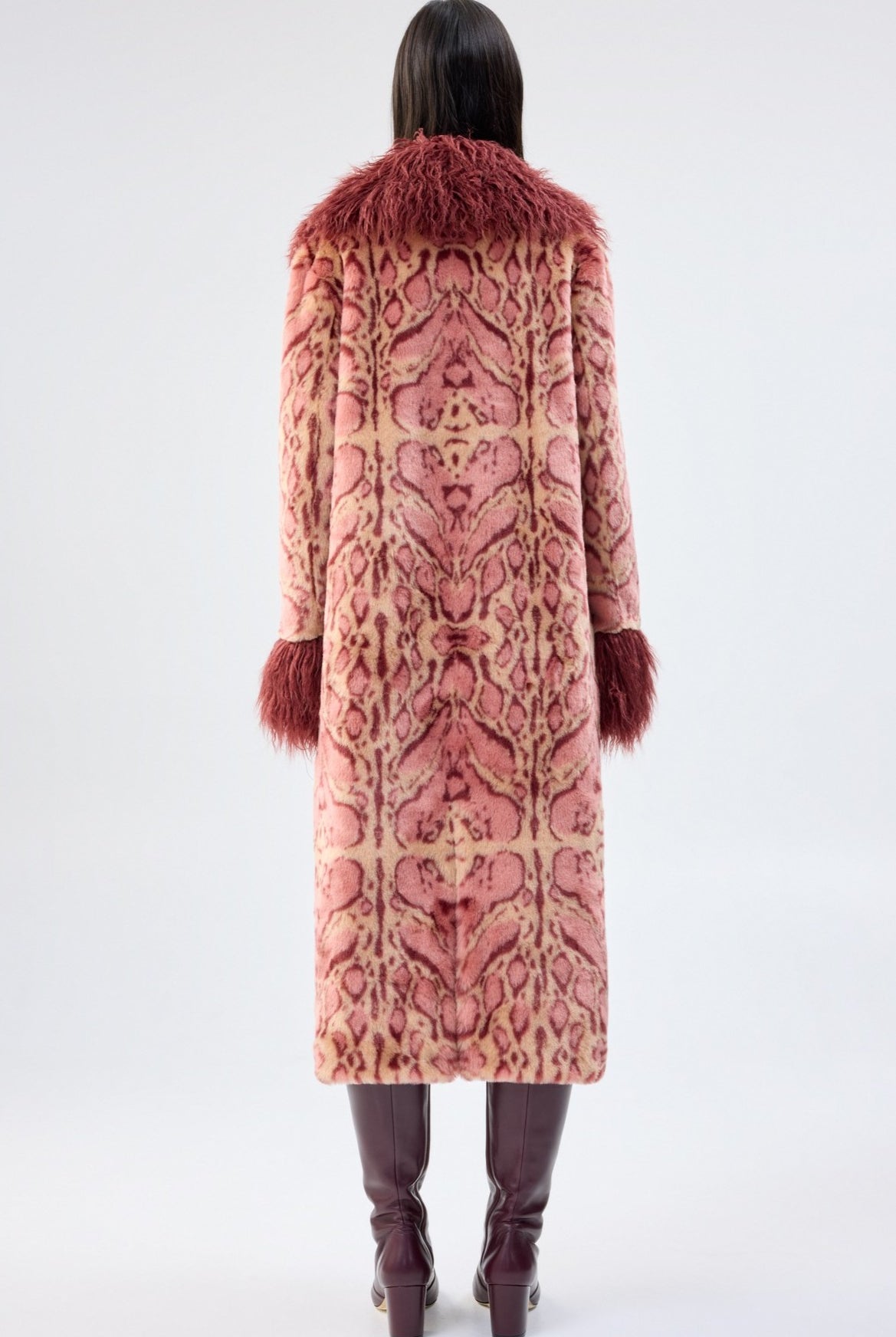UNREAL FUR Cuvee Rose Coat - Rouge - Magpie Style