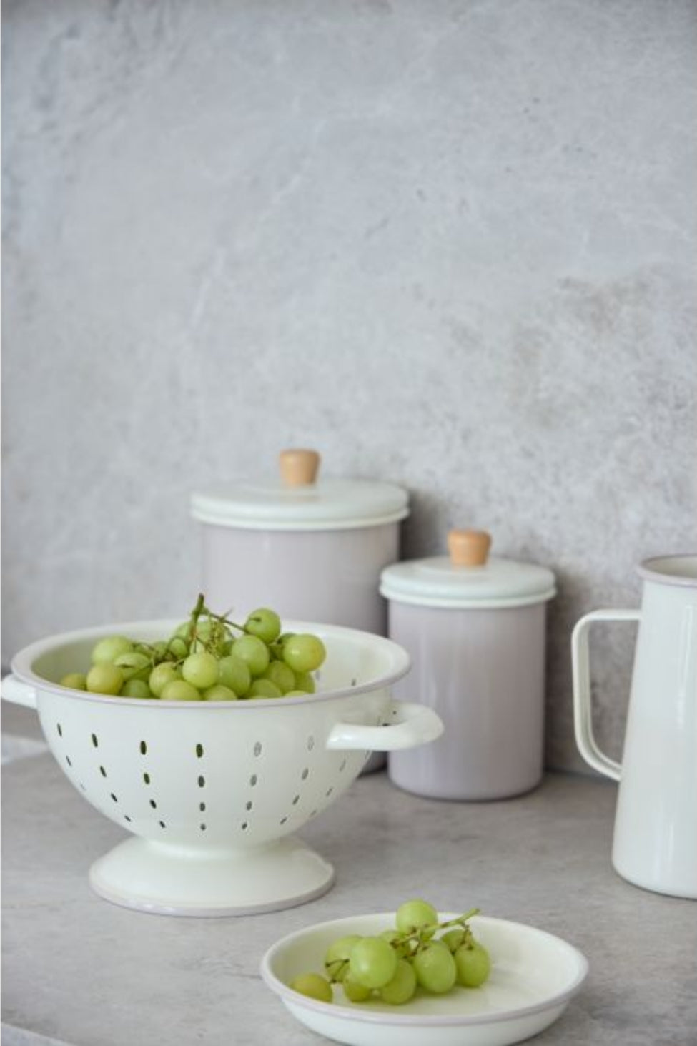 Farmhouse Colander - White Enamel - Magpie Style