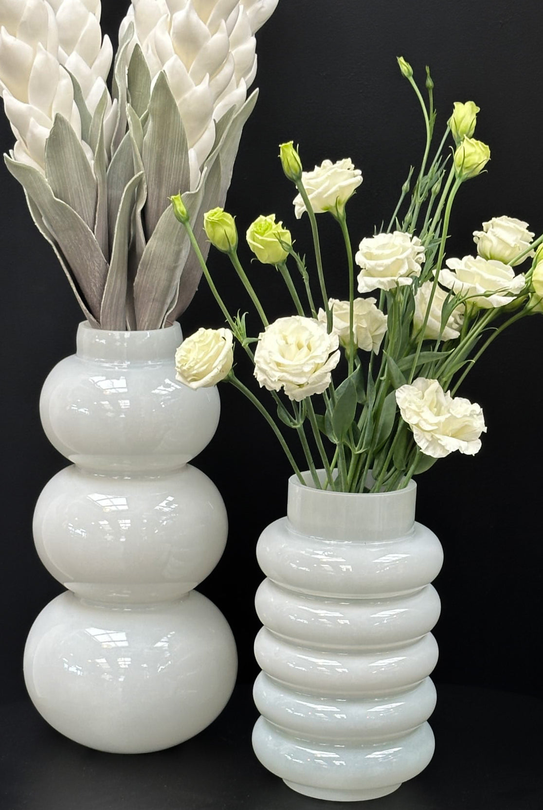 Loopy Vase - White - Magpie Style