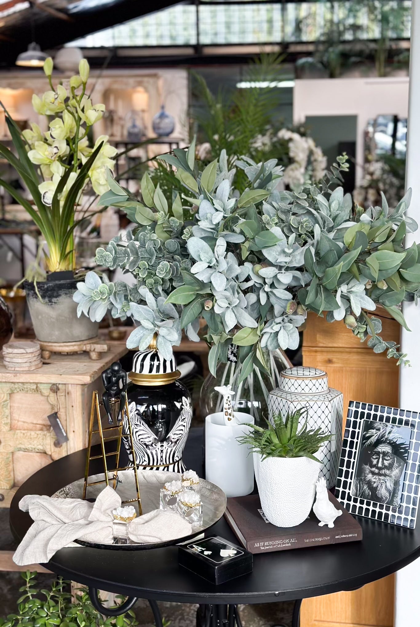 Eucalyptus Bush - Grey/Green - Magpie Style