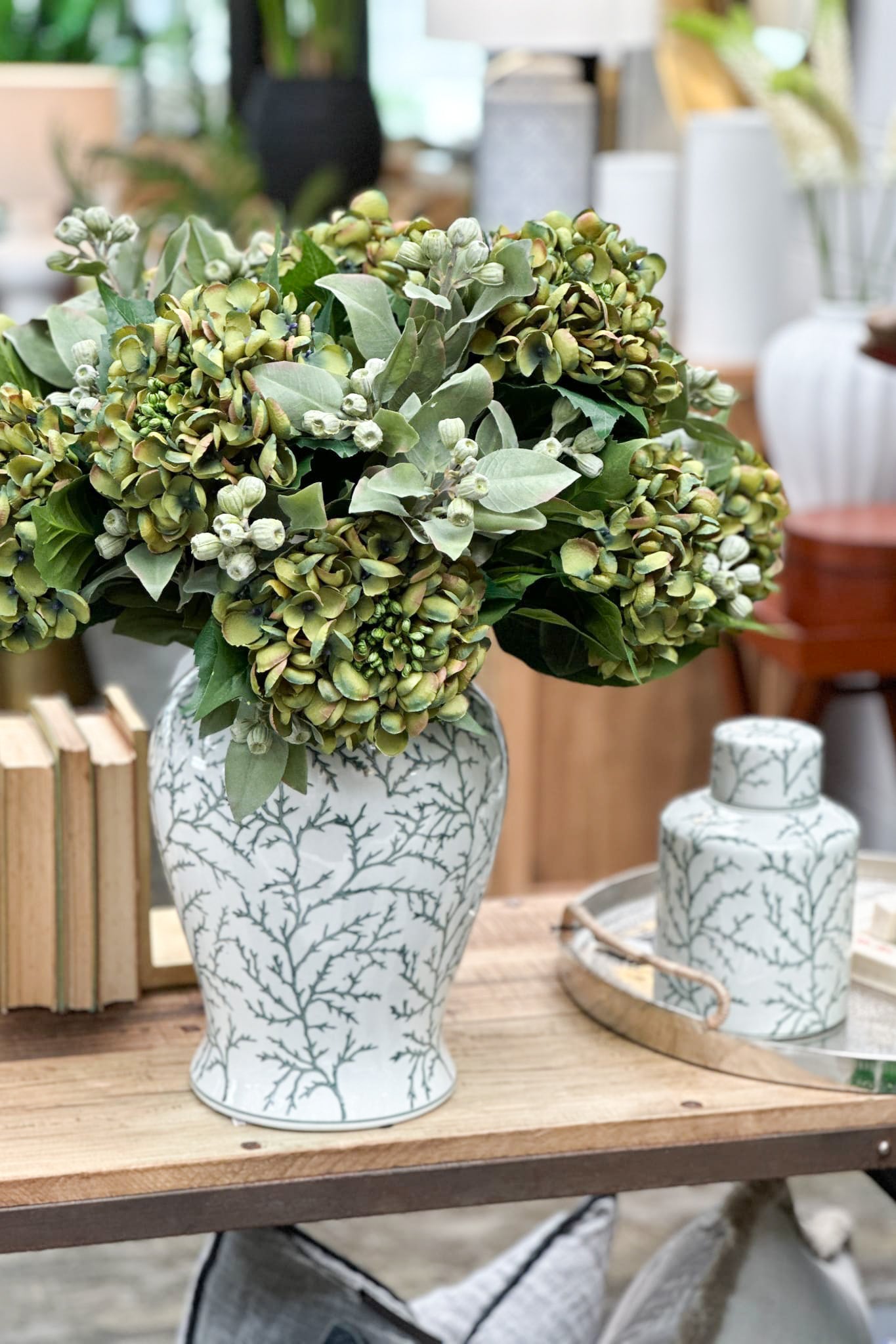 Eucalyptus Bush - Green - Magpie Style