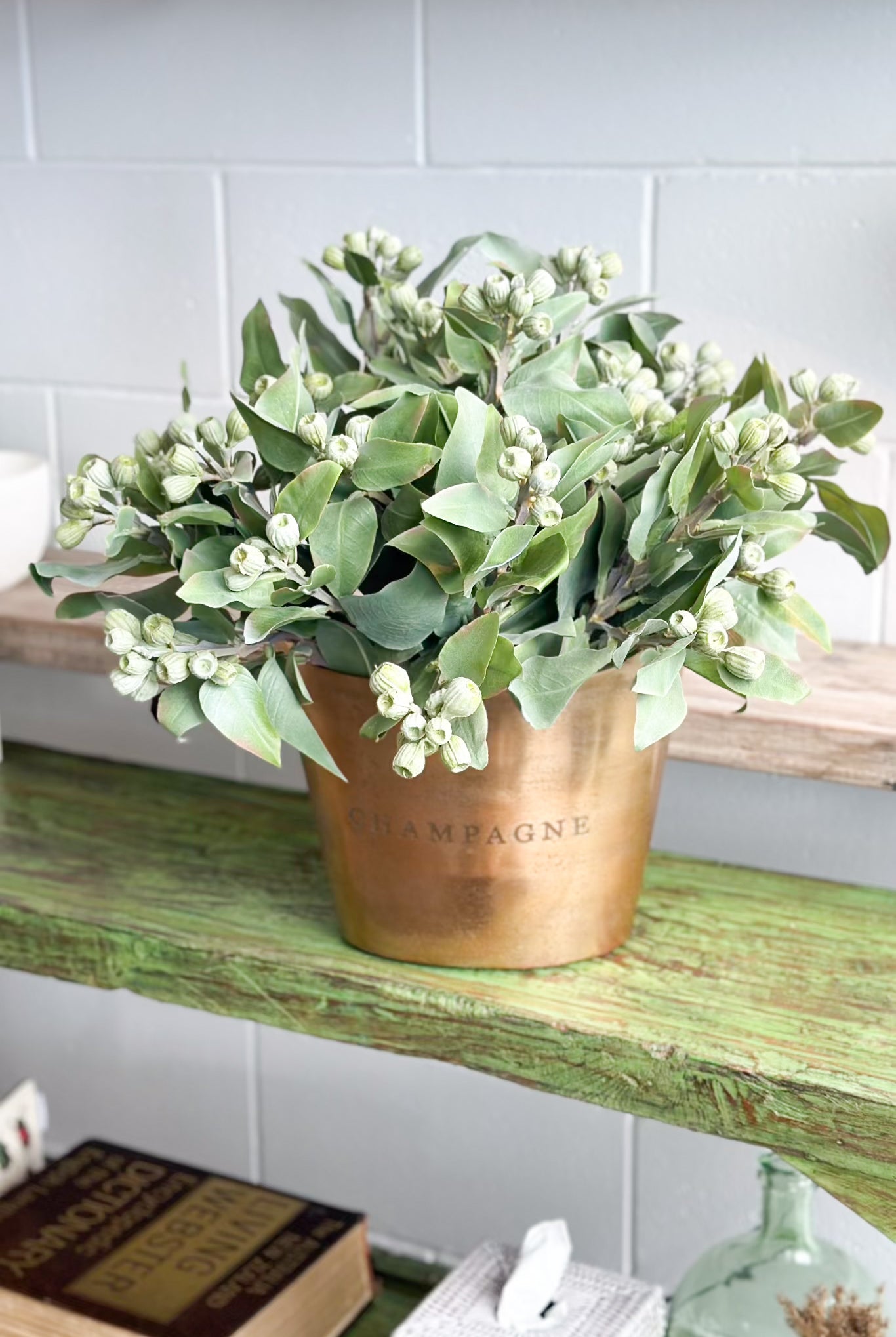 Eucalyptus Bush - Green - Magpie Style