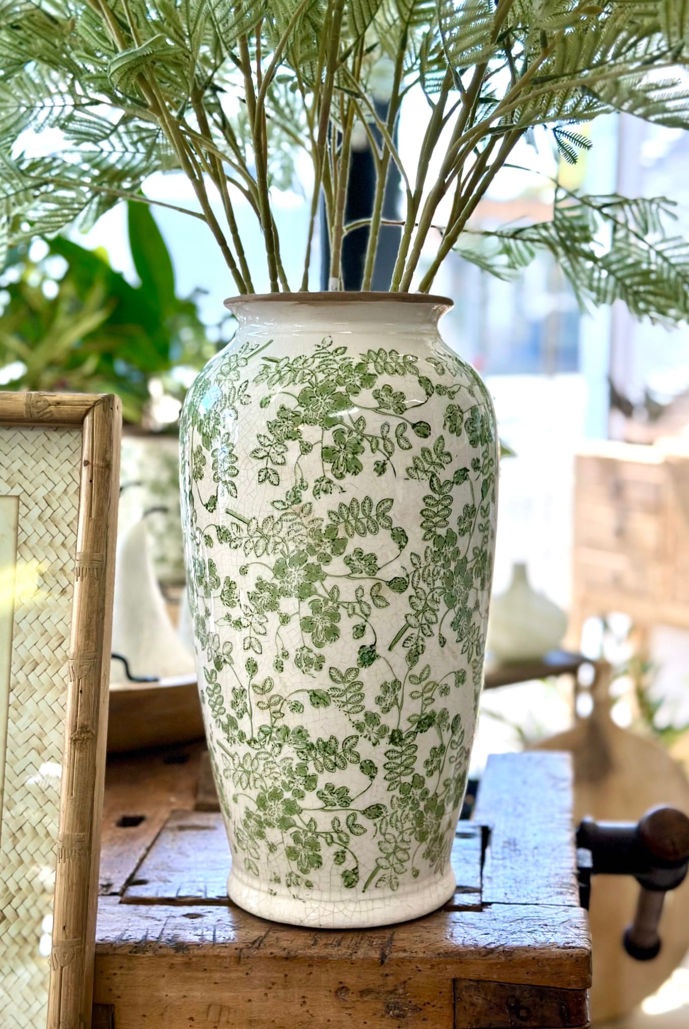 Flower Vase - Magpie Style