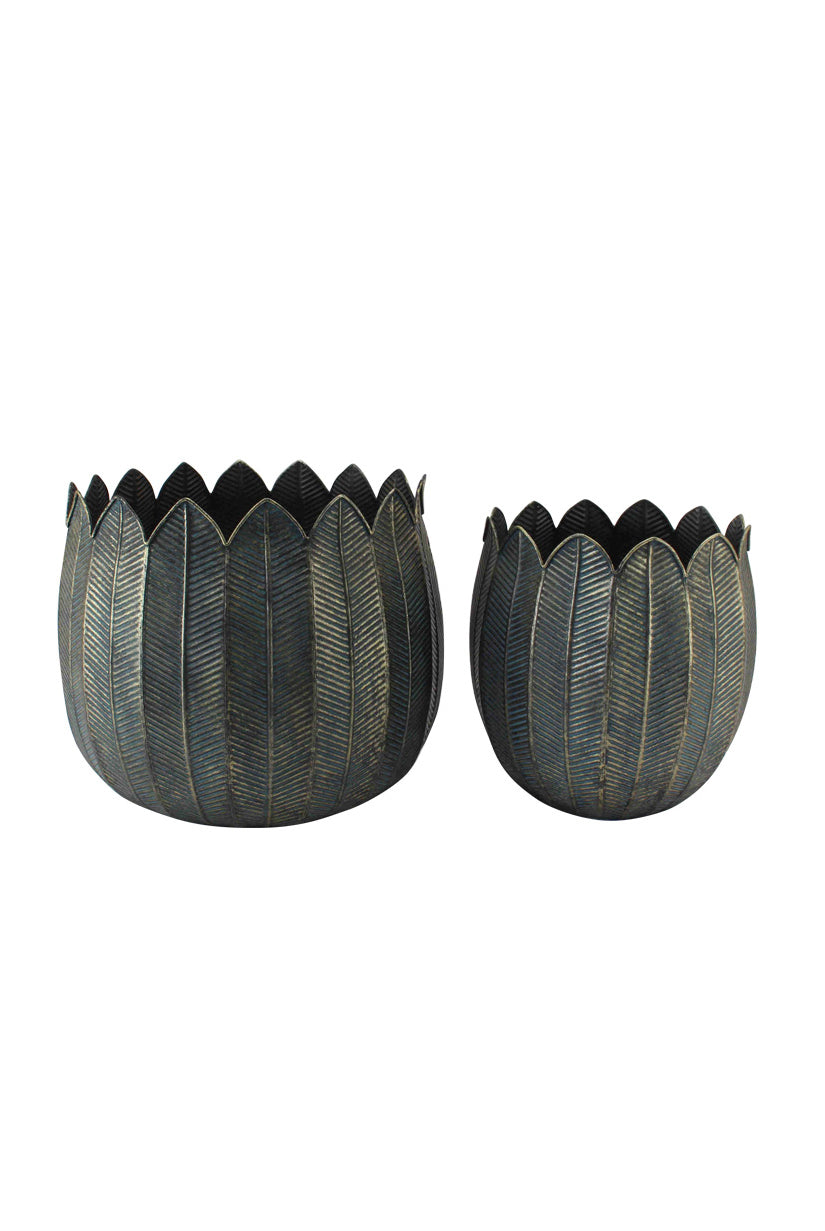 Demi Planter Antique Black Large - Magpie Style