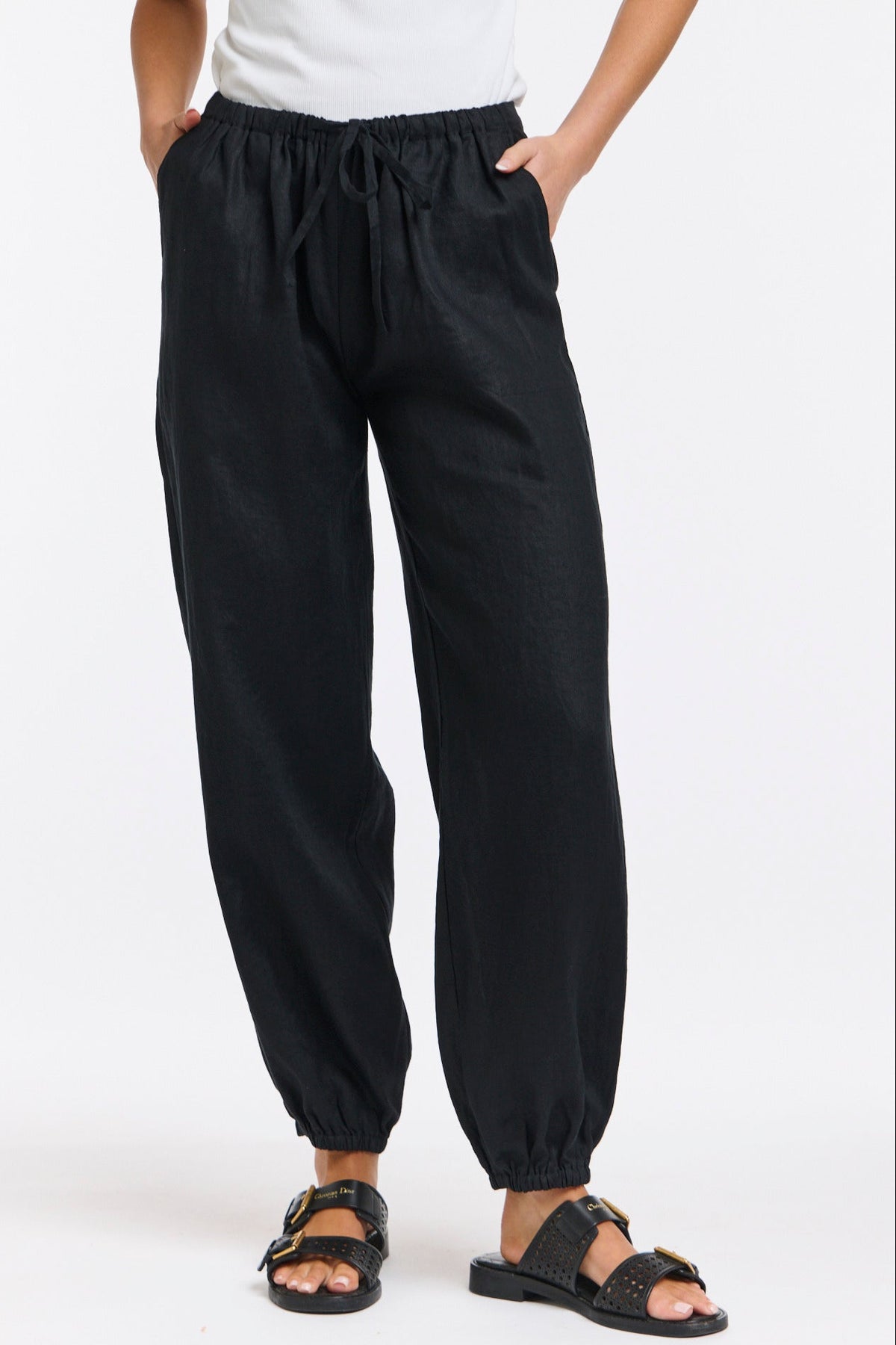 365 DAYS Leni Cuffed Linen Pants - Black, supplier photo 2