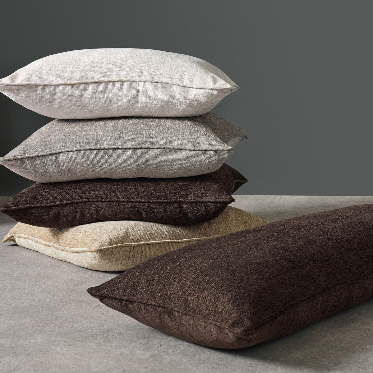 Valencia Cushion - Gold - 4