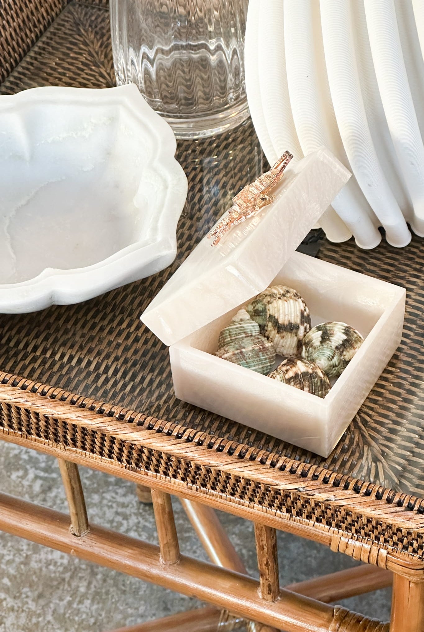 Resin Bee Box - Magpie Style