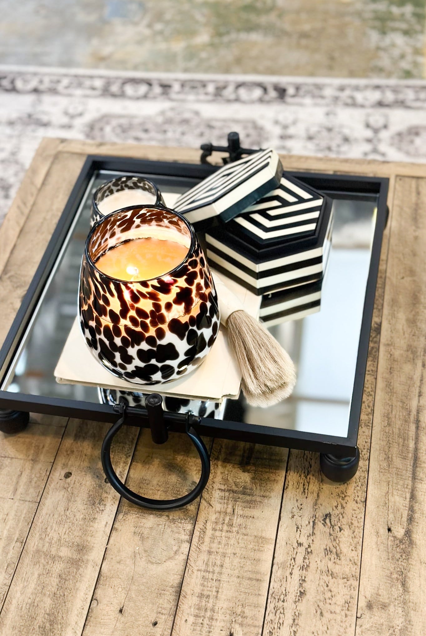 AMANDA ALEXANDER Vintage Cheetah Candle - Black Oud - Paula Ryan
