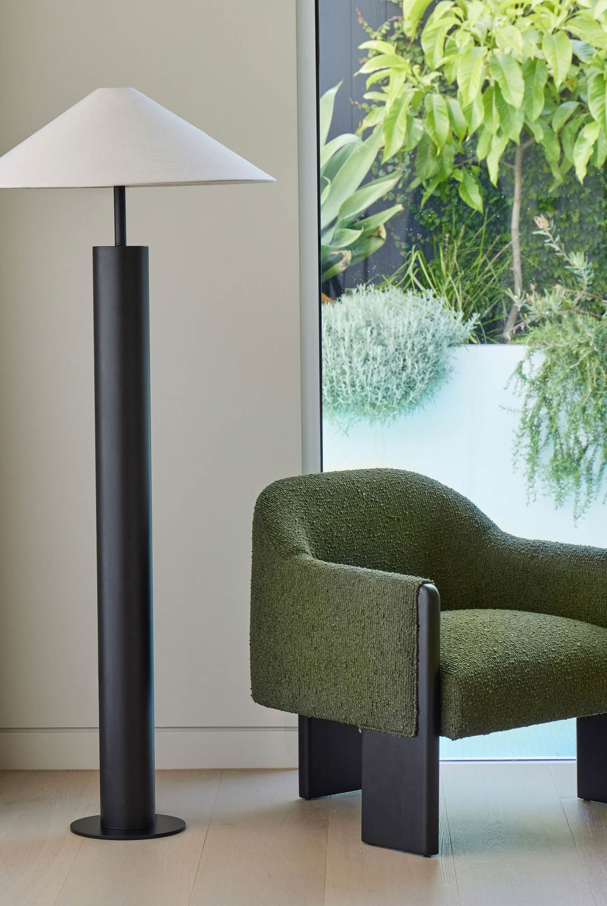 Elan Floor Lamp - Black & Natural - 5