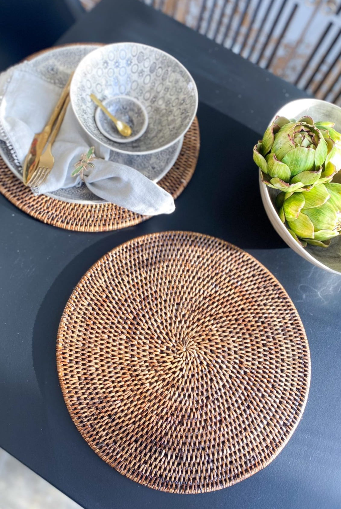 Rattan Placemat Round 32.5 cm - Magpie Style