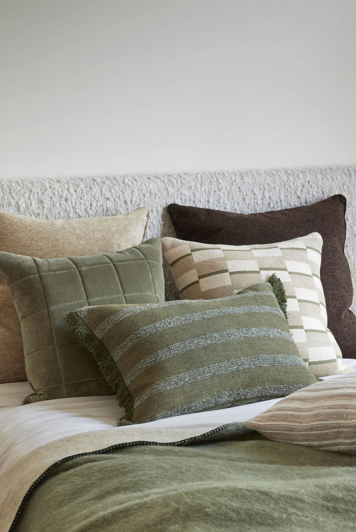 Valencia Cushion - Gold - 6