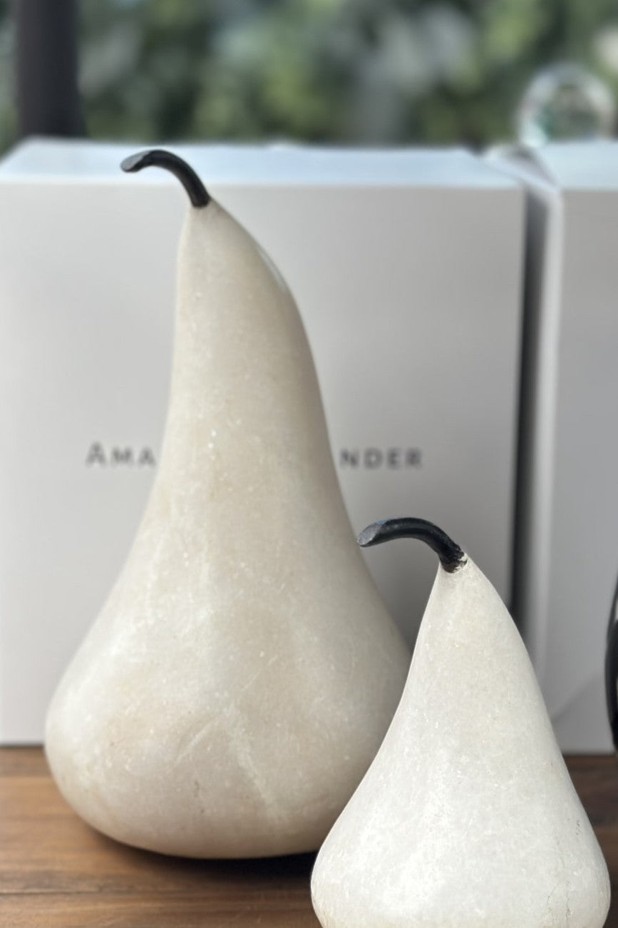 Medium White Marble Pear - Magpie Style
