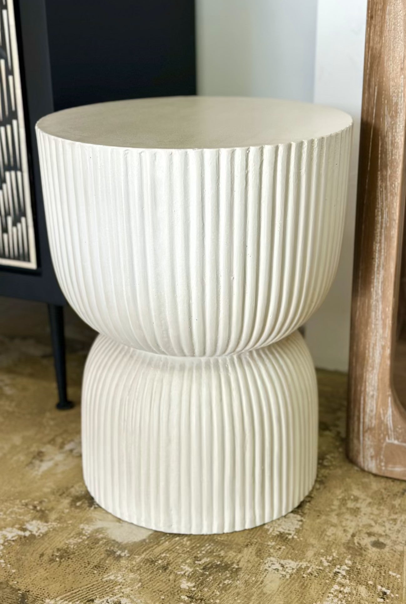 Linea Stool - Magpie Style