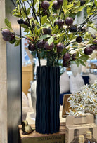 Ilukatt Black Rib Ceramic Vase - Magpie Style