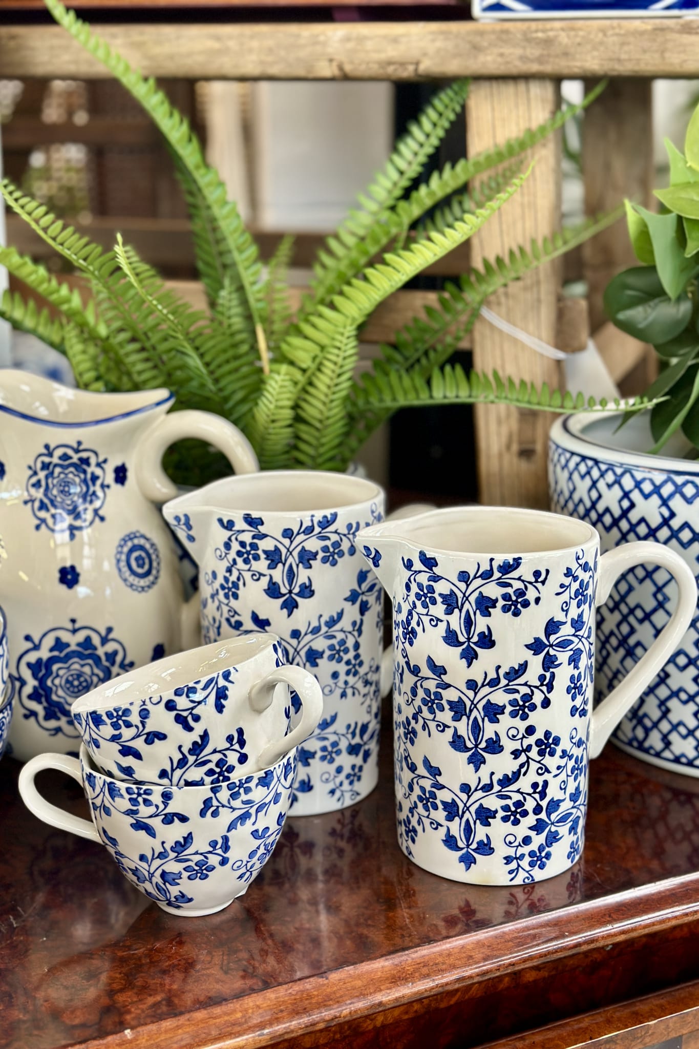 Porto Medium Jug - Magpie Style