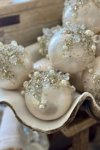 Pearl Encusted Ball - 9.50cm