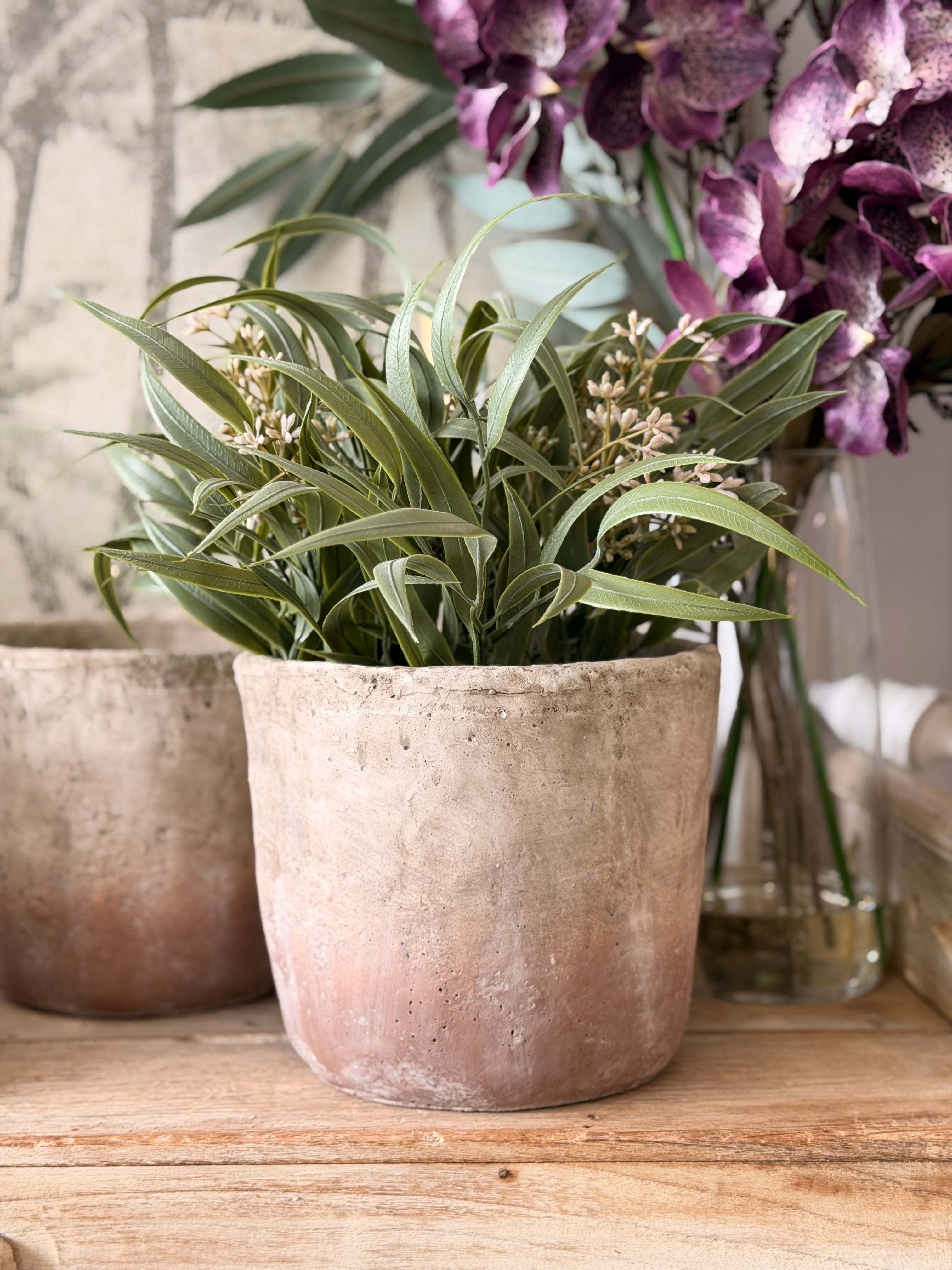 Marron Planter Pot - Medium - Magpie Style