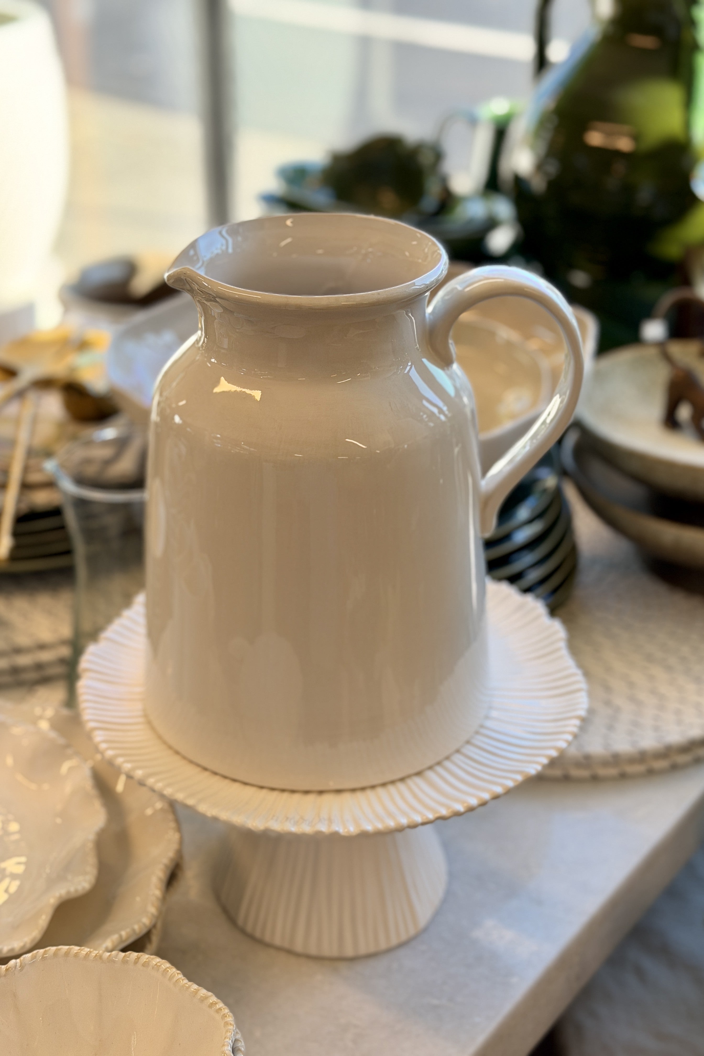 Ivory Classic Ceramic Jug - Magpie Style