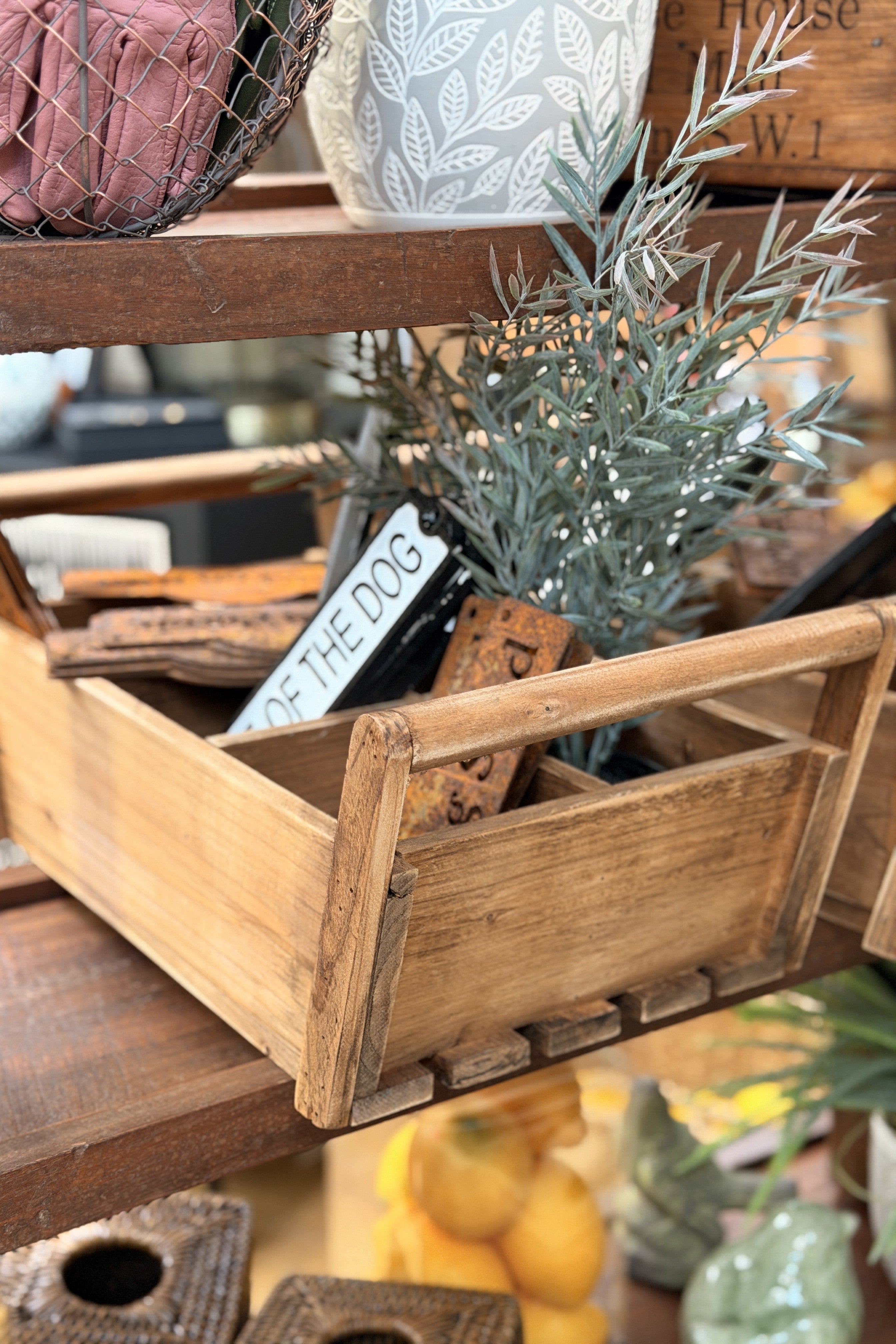 Wooden Caddy - 6 Sections - Magpie Style