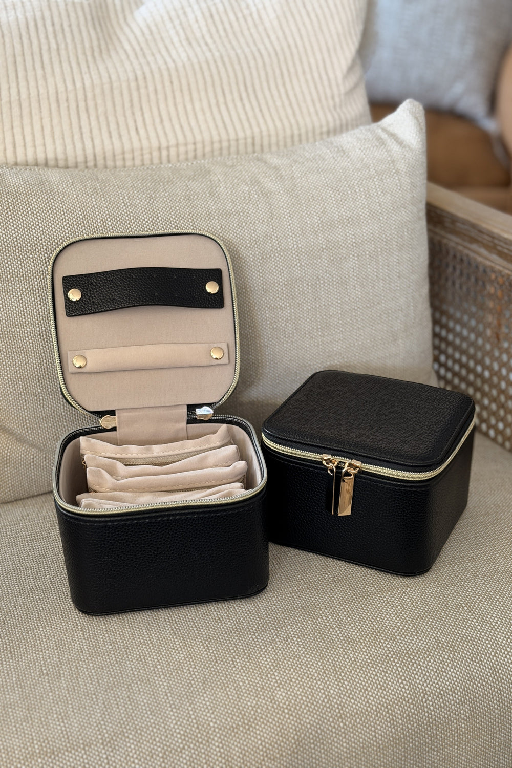 Square Jewellery Travel Box - Black