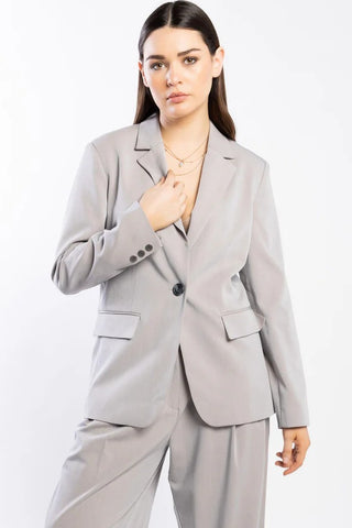 DRAMA THE LABEL Beatrice Blazer - Putty