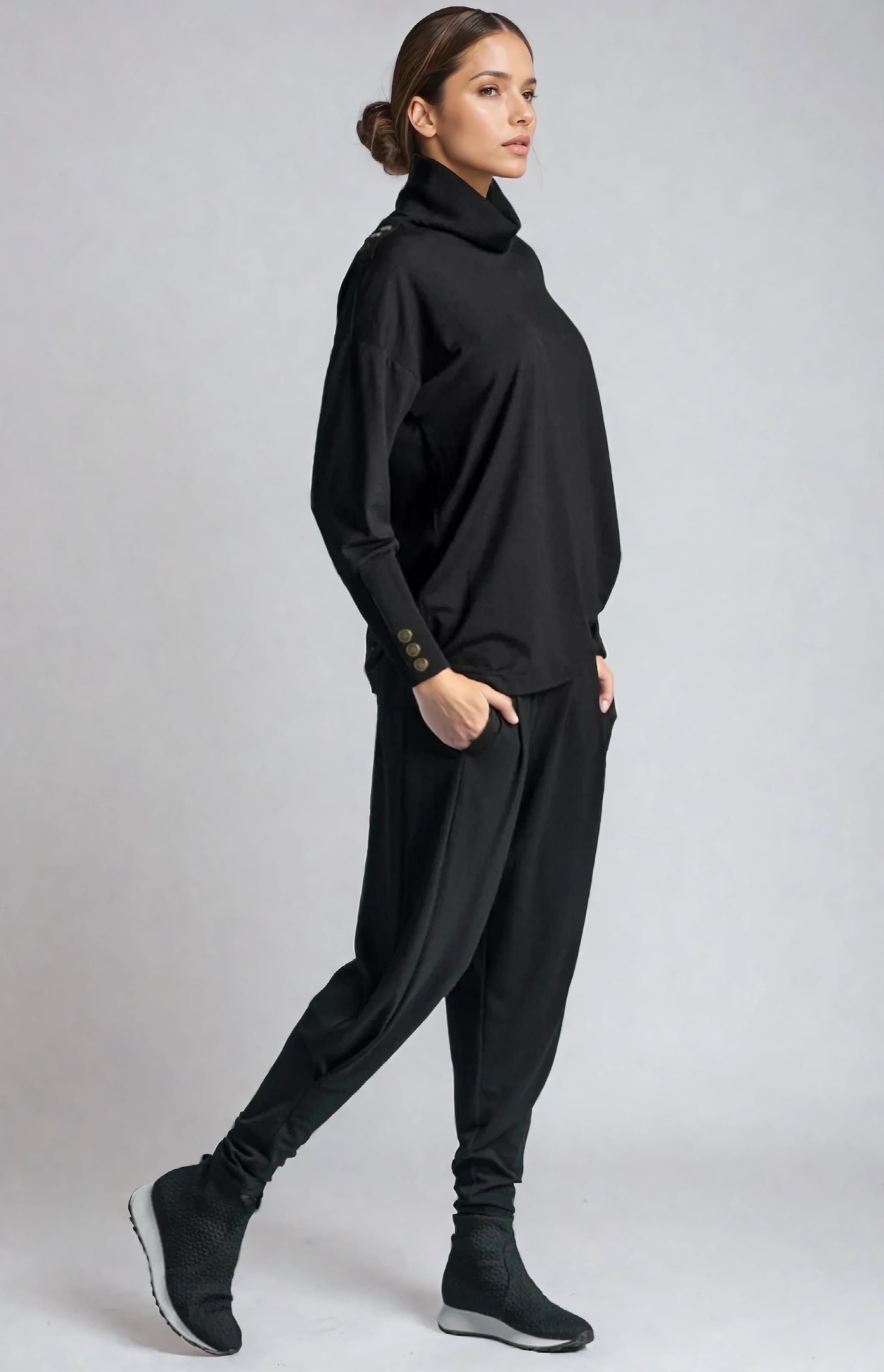 PAULA RYAN ESSENTIALS Ankle Pleat Merino Basque Pant - Black - Paula Ryan