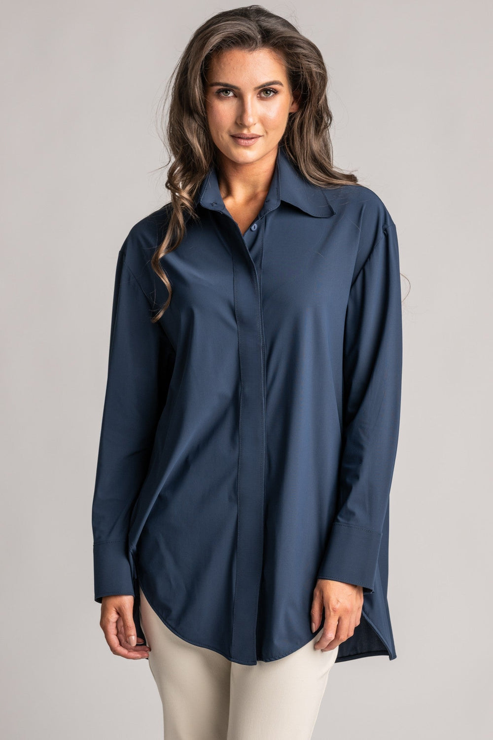 PAULA RYAN High Collar Boyfriend Shirt - Microjersey Shadow Blue