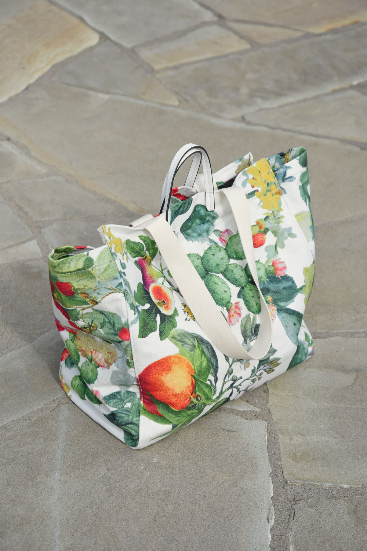 CURATE Tote-Ally My Vibe Bag - Fruit