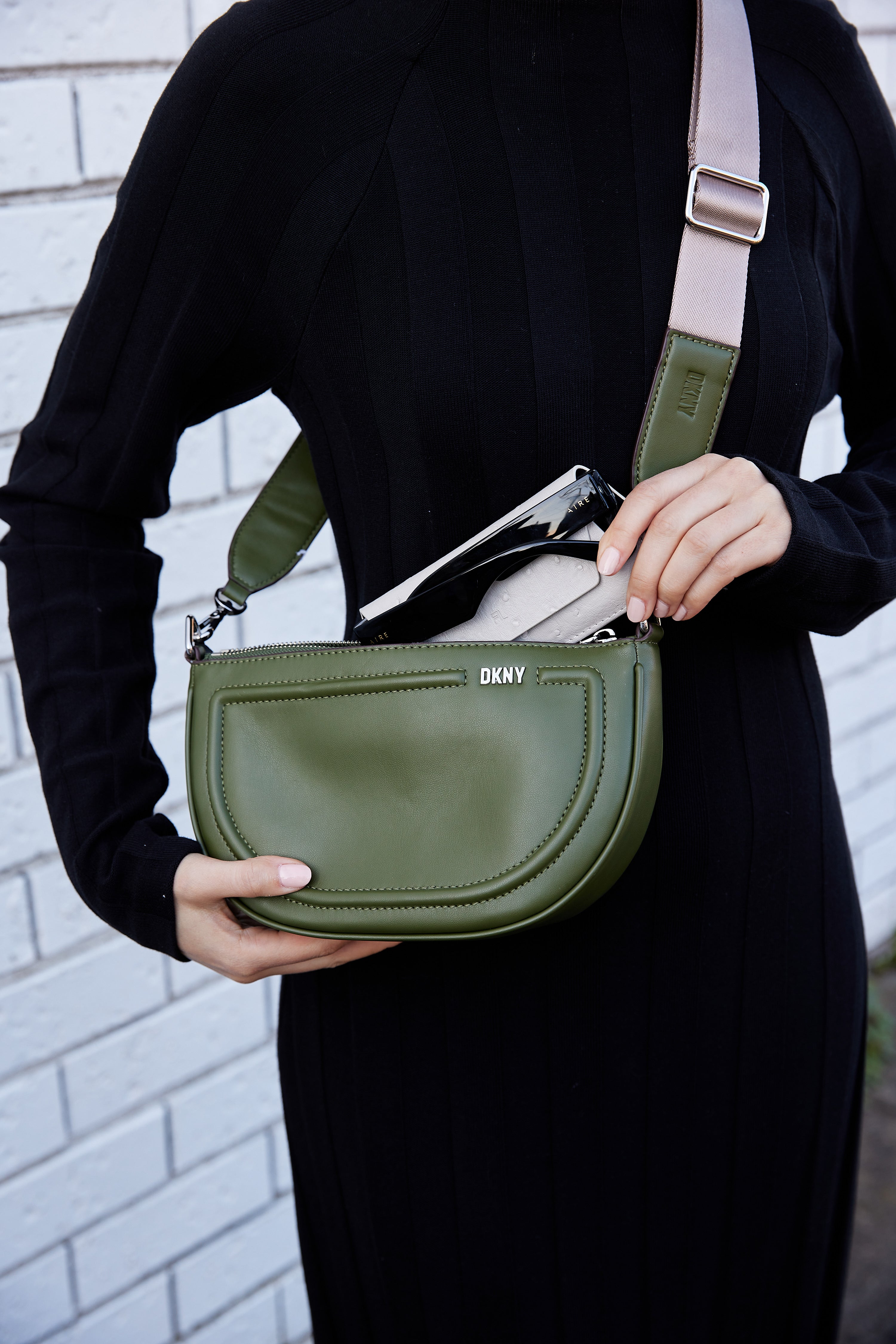 Fox and Leo glasses case - Stone - Paula Ryan