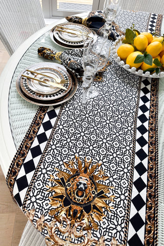 CAMILLA Entertaining Runner Look Up Tesoro