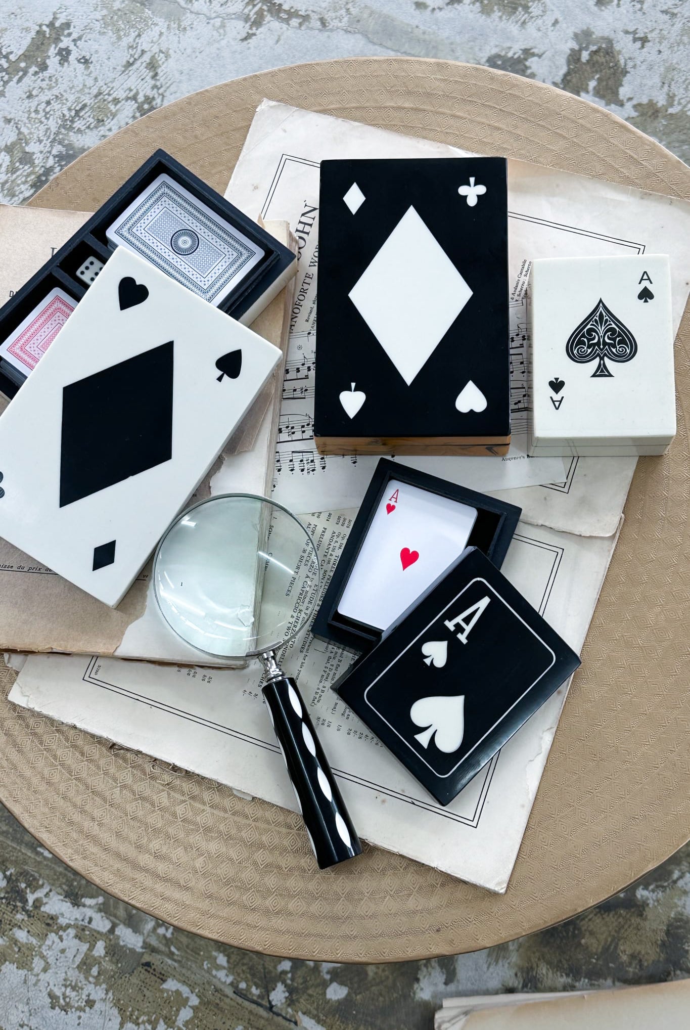 Resin Single Set Card Box Holder - White - Magpie Style