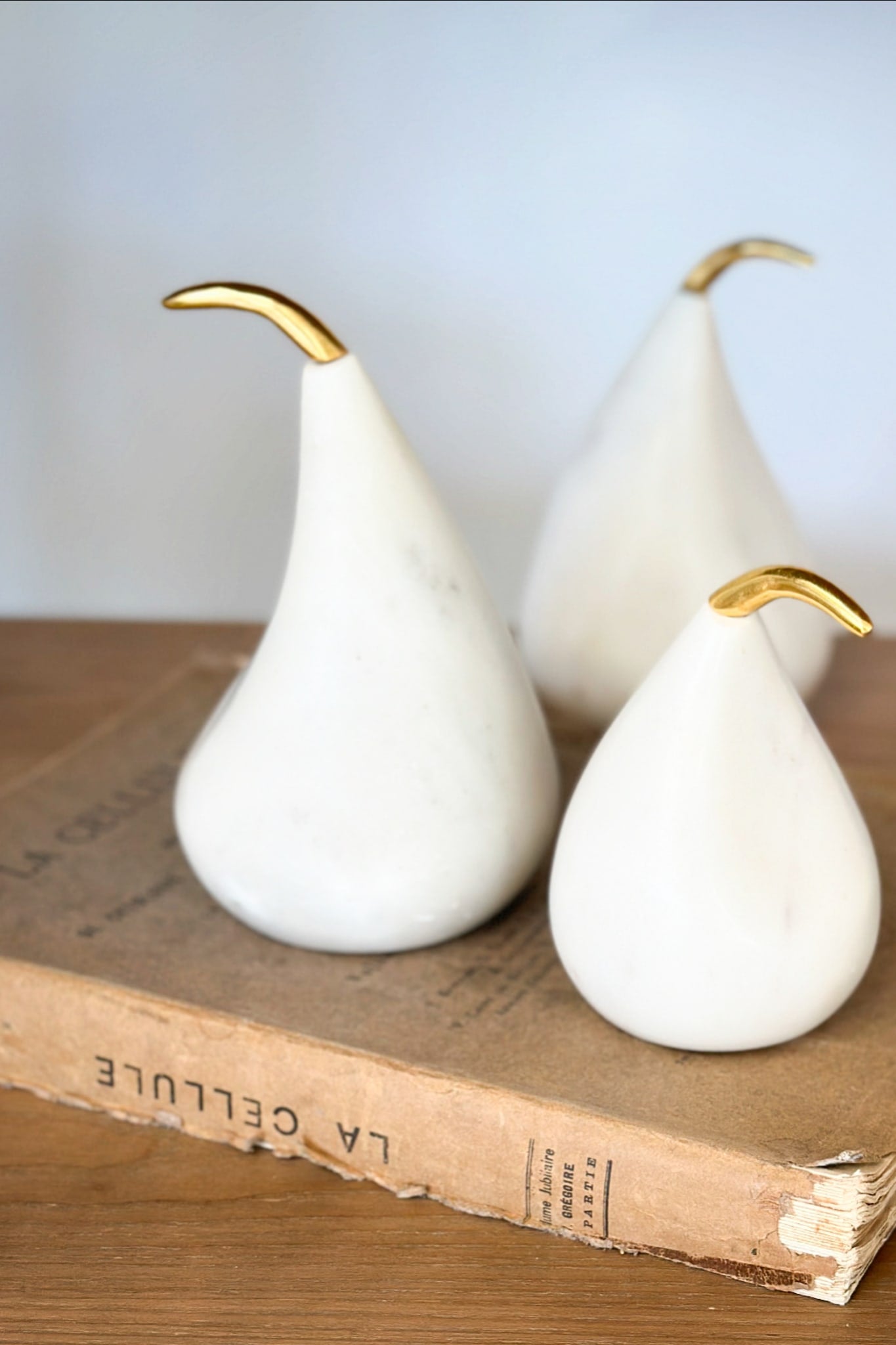 Modern Sculpted White Marble Pear (Gold Stem)- Medium - Magpie Style