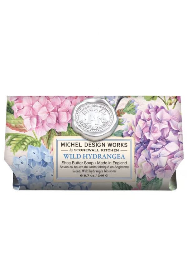 MICHEL DESIGN WORKS Wild Hydrangea Large Soap Bar - Magpie Style