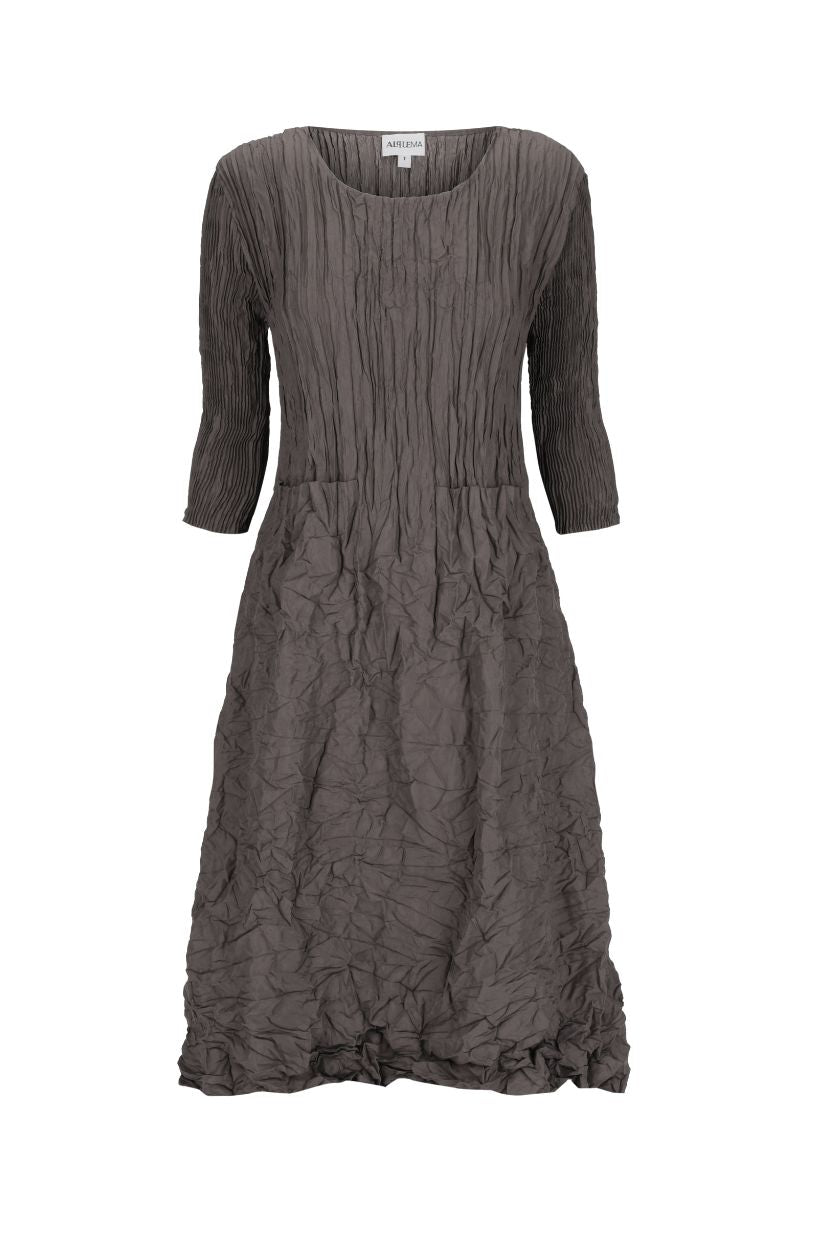 ALQUEMA 3/4 Sleeve Smash Pocket Dress - Smoky Chocolate