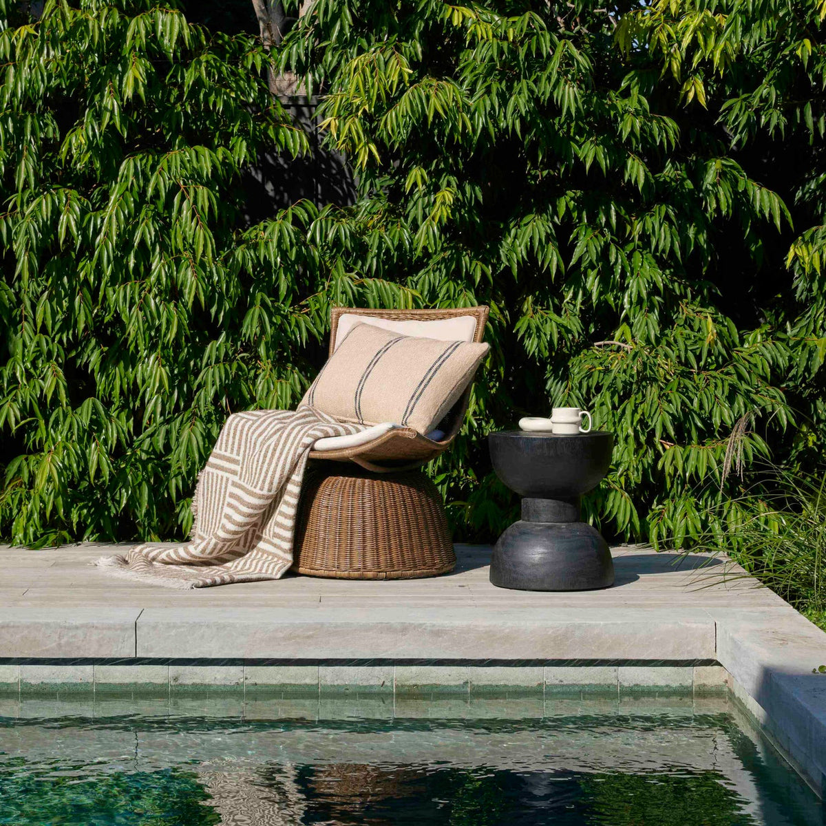 Rio Indoor & Outdoor Cushion - Natural & Black