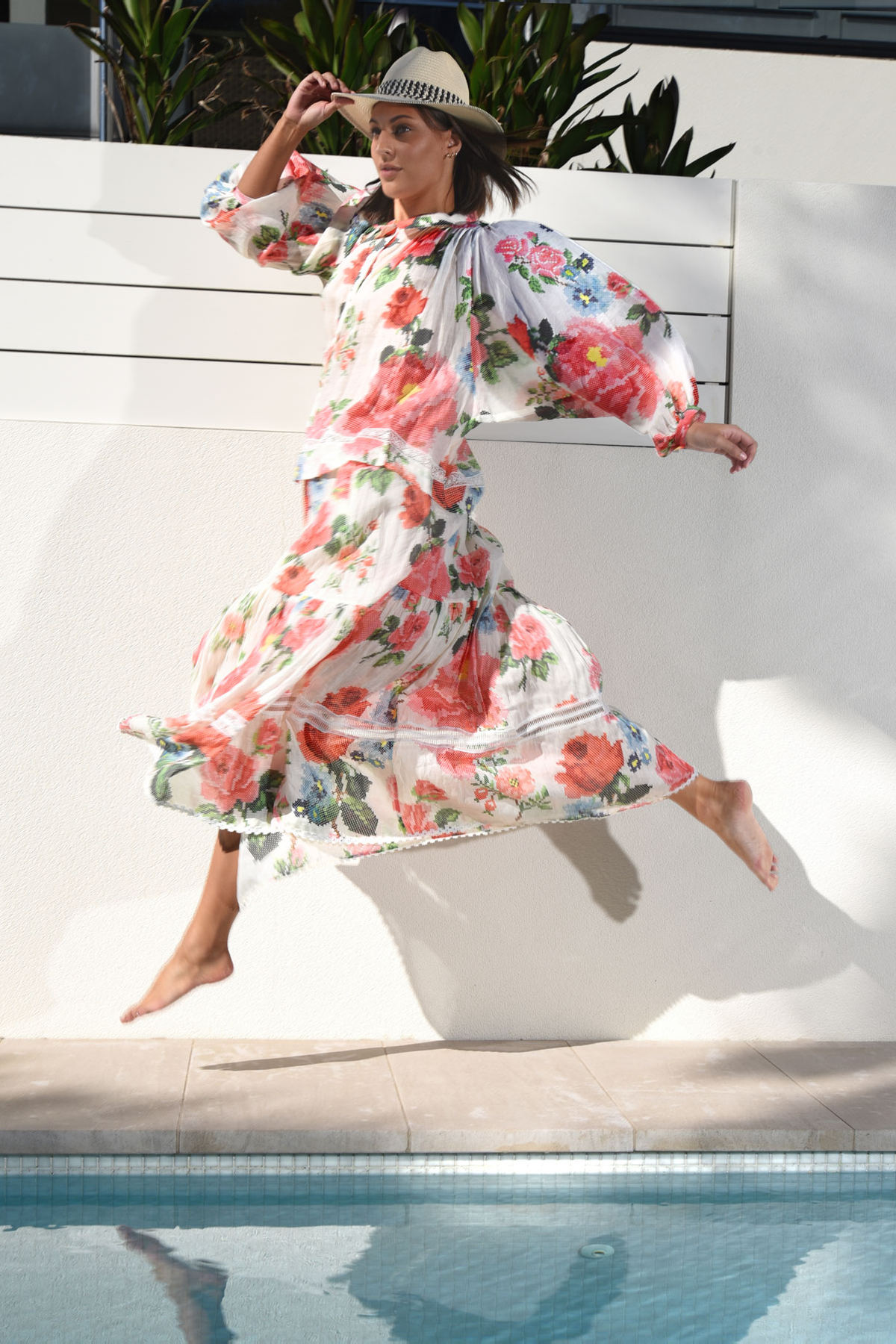 TRELISE COOPER Float Of Confidence Blouse - White Floral – additional product view