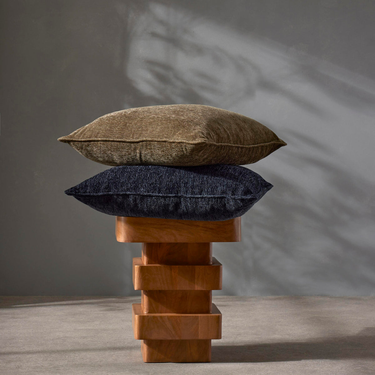 Valencia Cushion - Blue - 3